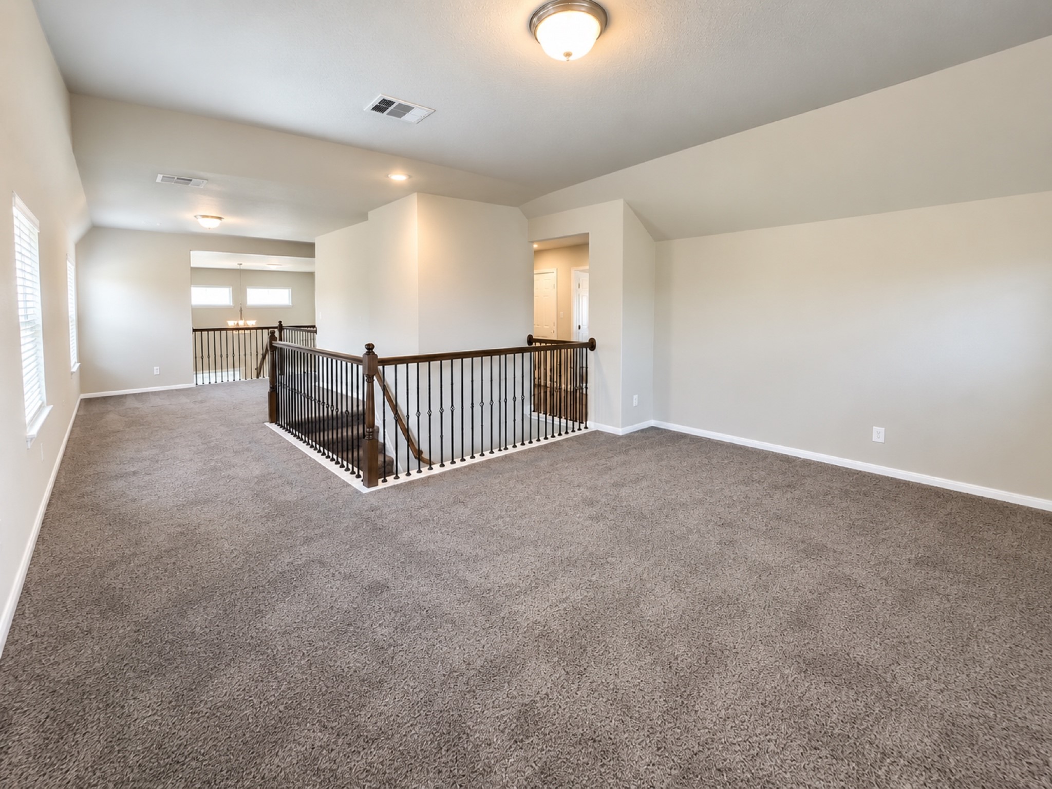 6406 Leaning Cypress Trail Property Photo 13