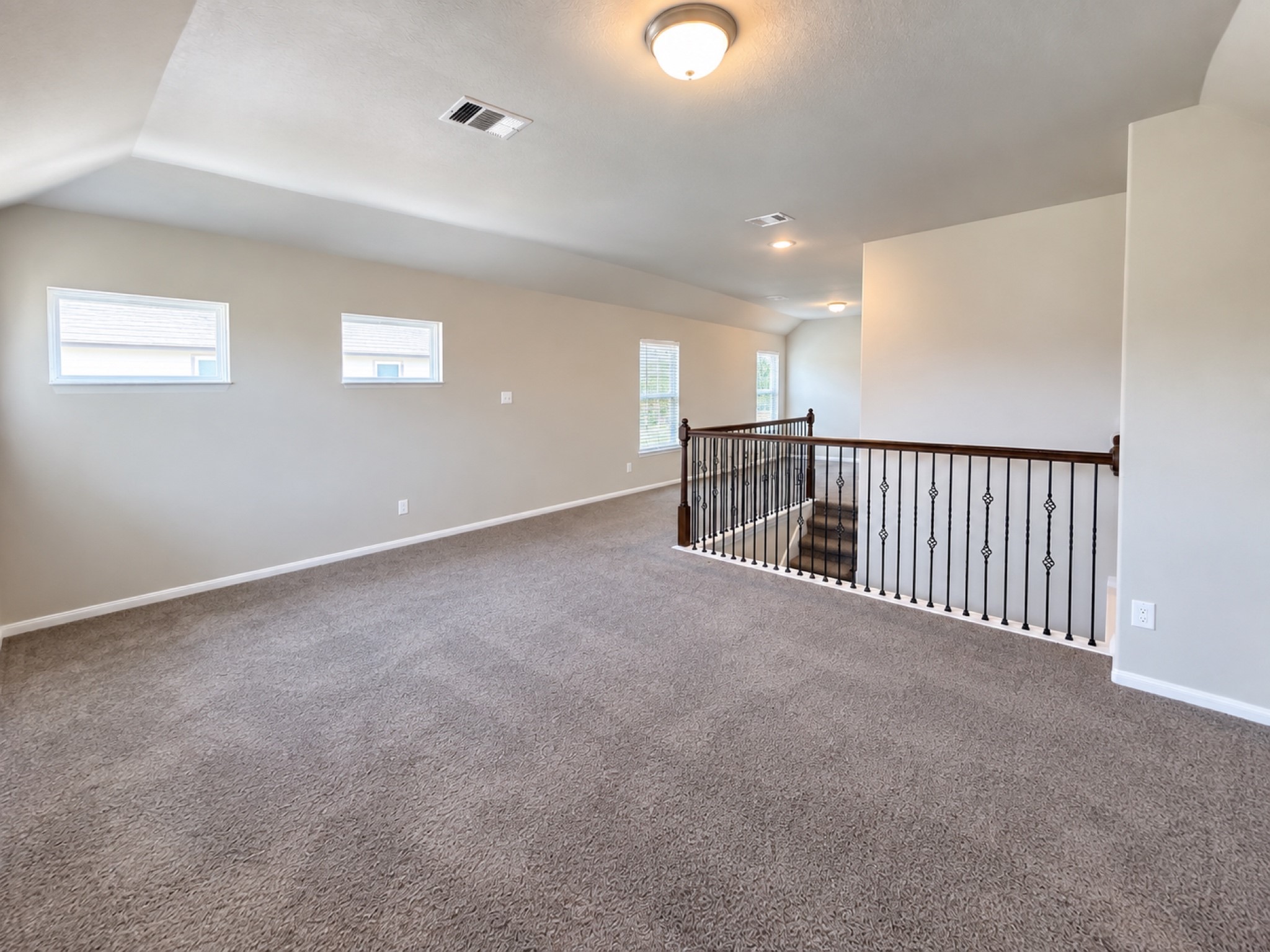 6406 Leaning Cypress Trail Property Photo 14