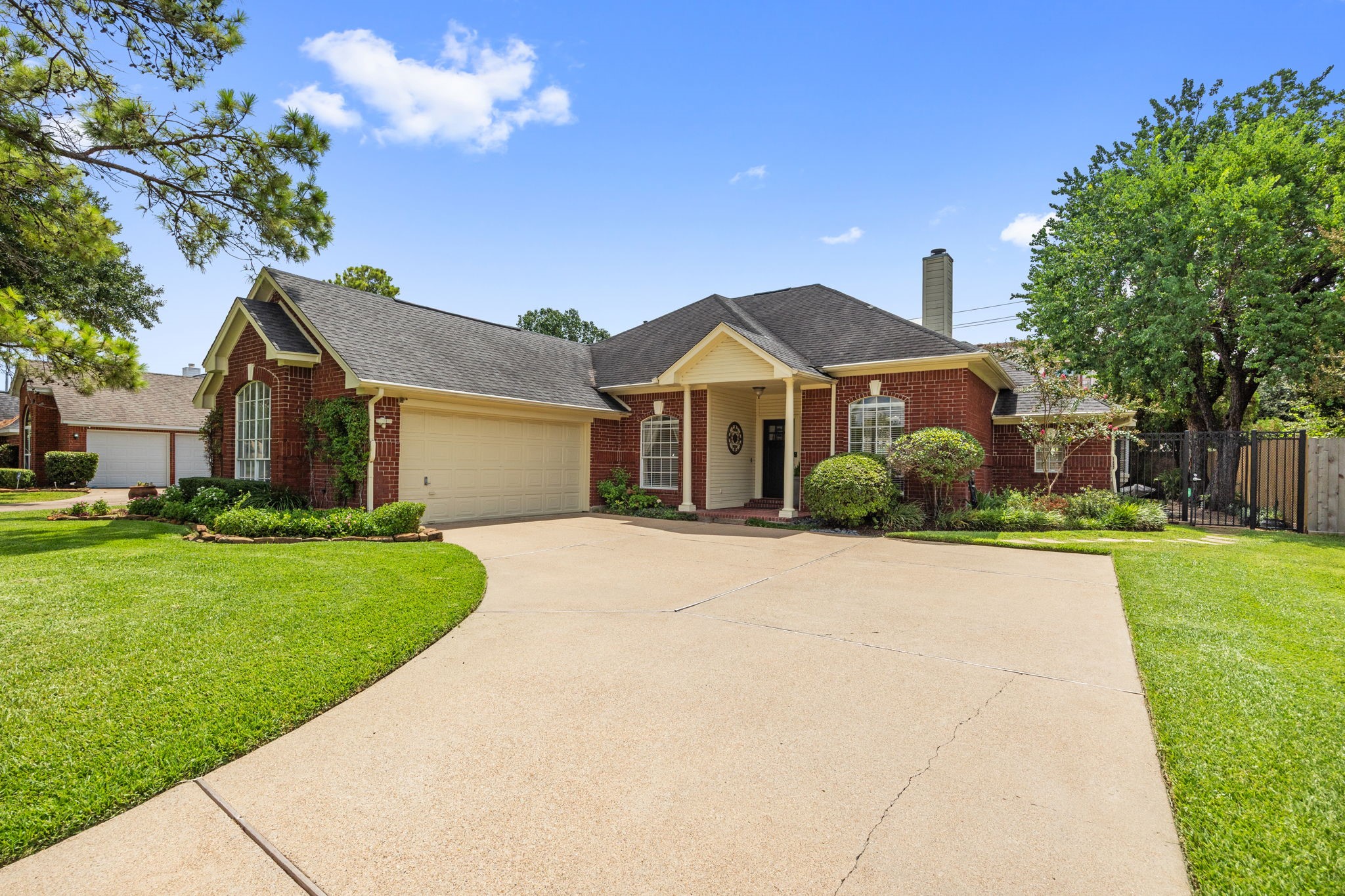 13119 Wickersham Lane Property Photo 2