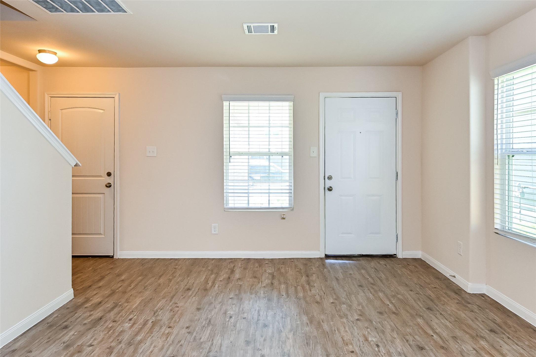 12707 Veterans Ranch Road Property Photo 5