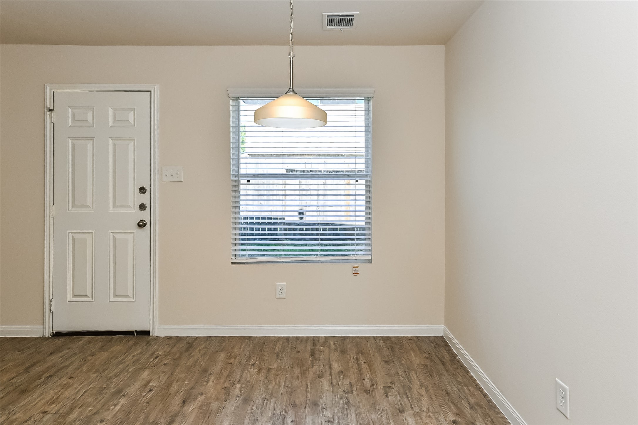 12707 Veterans Ranch Road Property Photo 8