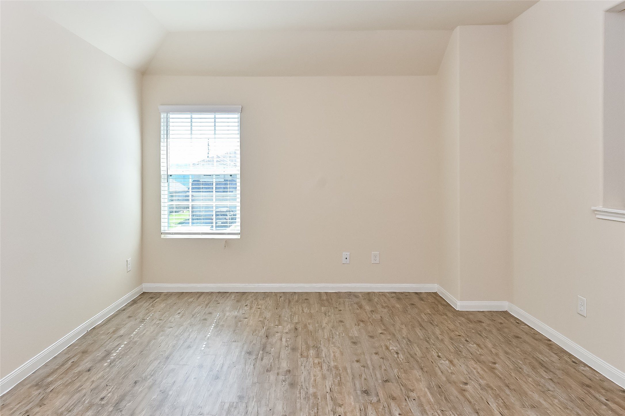 12707 Veterans Ranch Road Property Photo 13