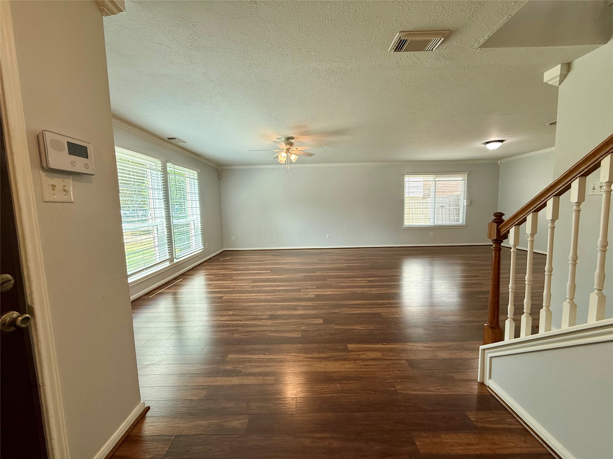6931 Echo Pines Drive Property Photo 3