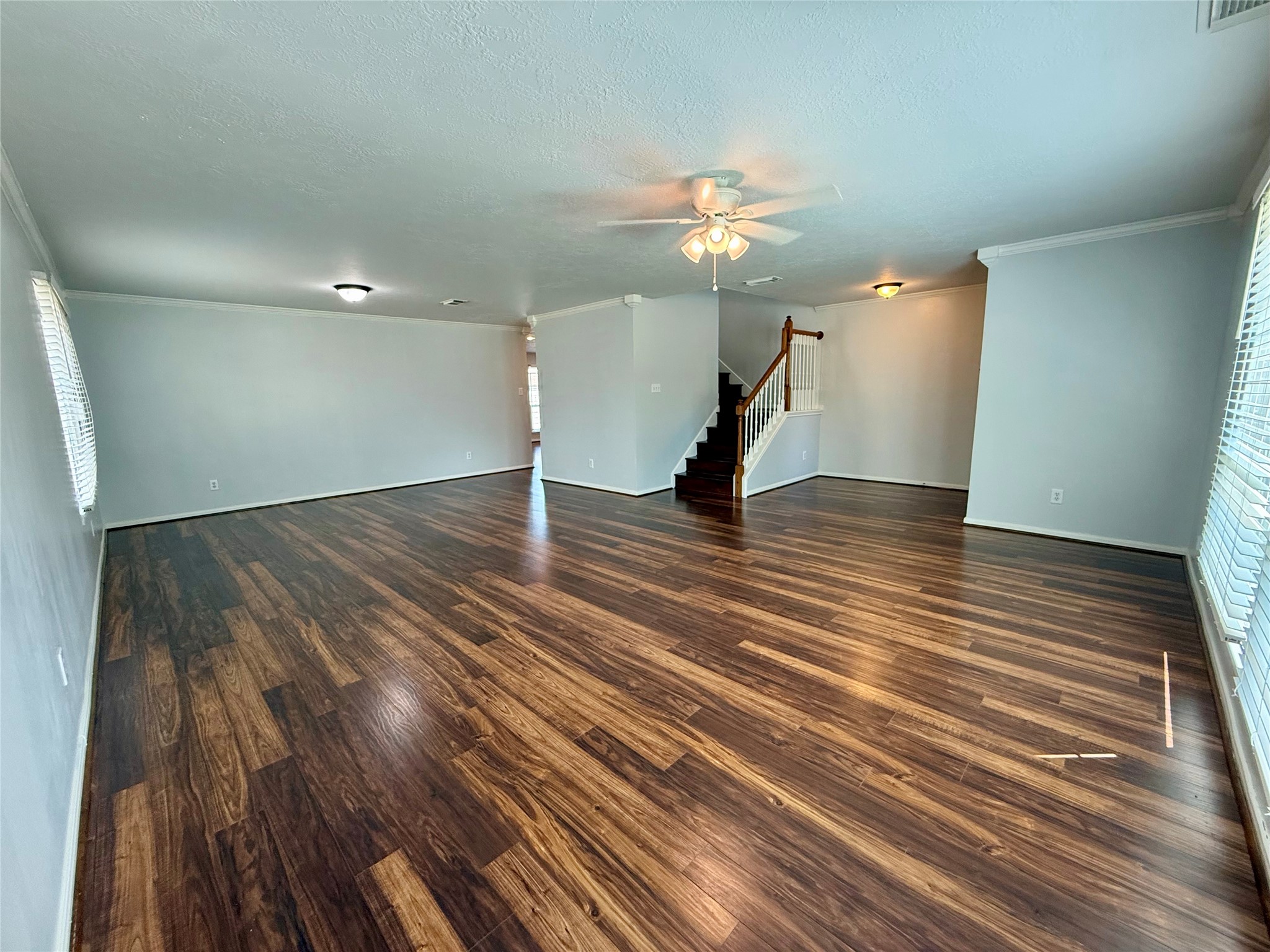 6931 Echo Pines Drive Property Photo 4