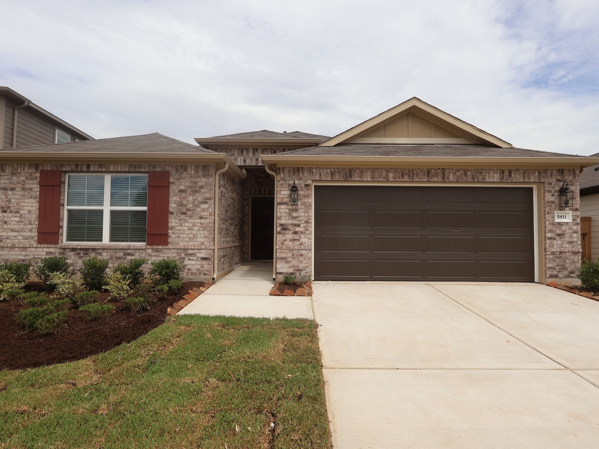 5811 Blazing Light Lane Property Photo 1