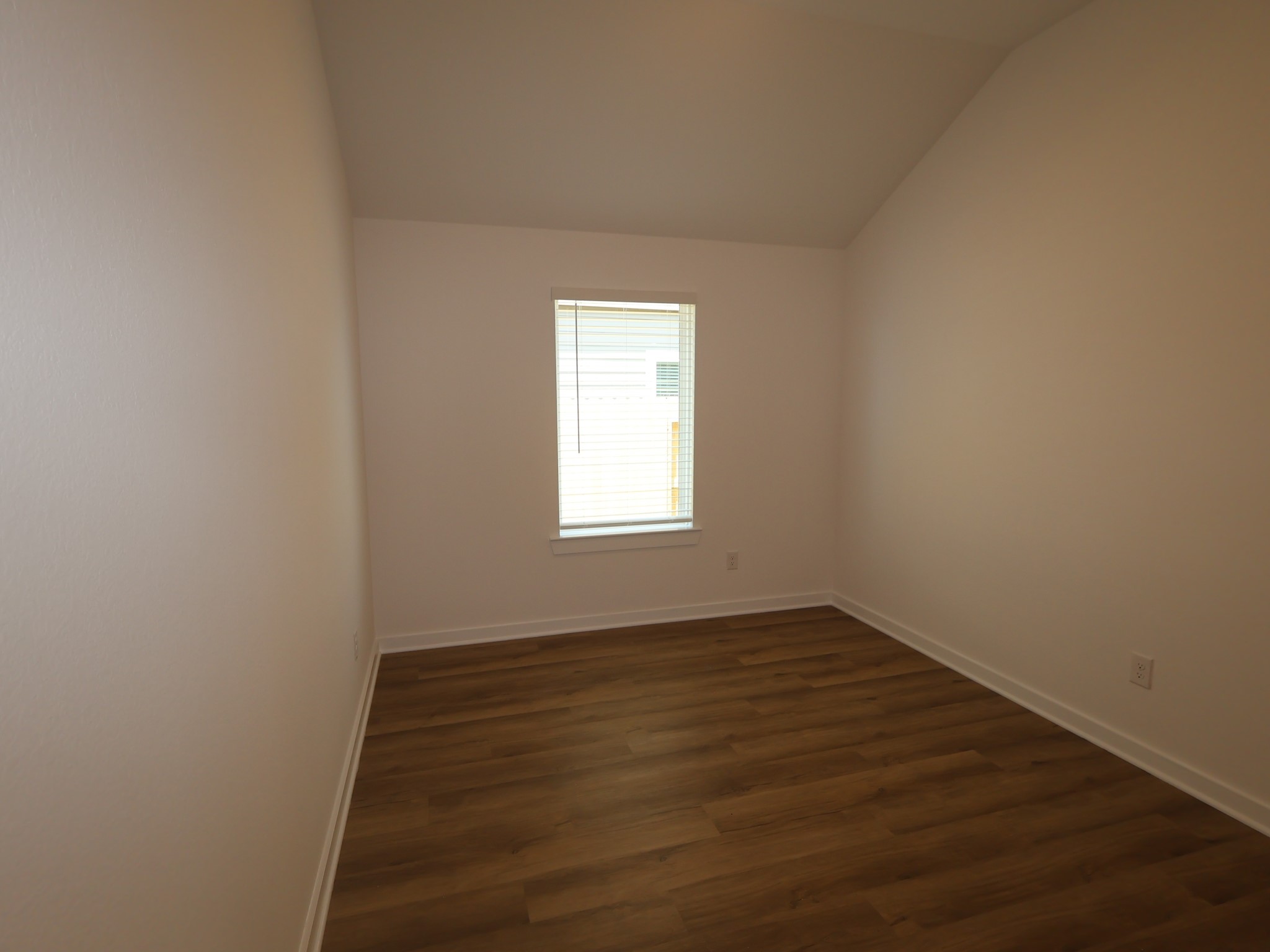 5811 Blazing Light Lane Property Photo 7