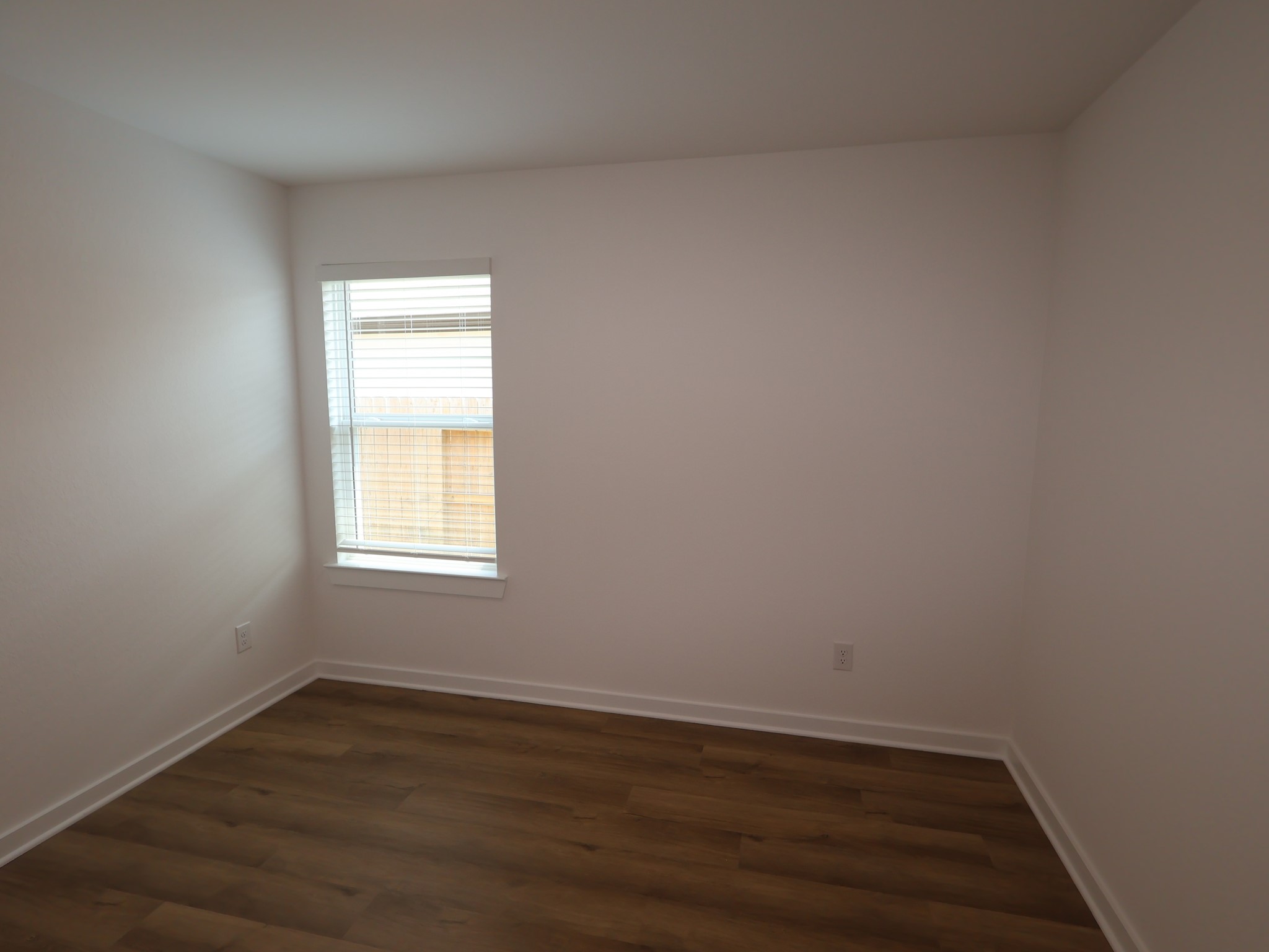 5811 Blazing Light Lane Property Photo 13