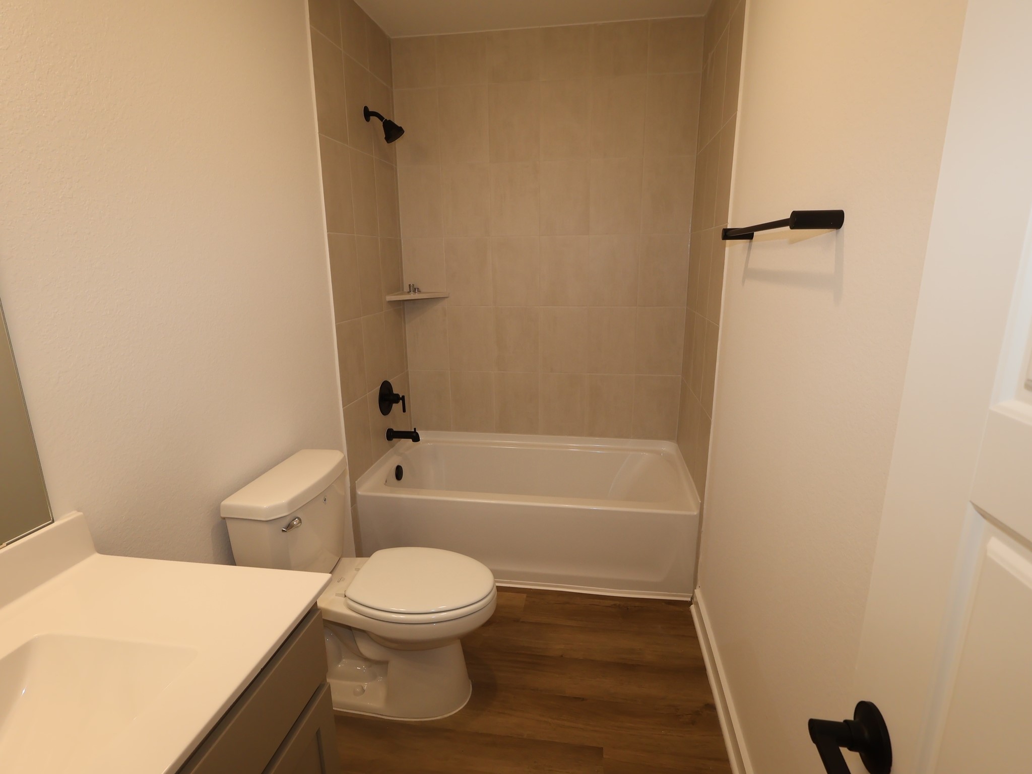 5811 Blazing Light Lane Property Photo 14