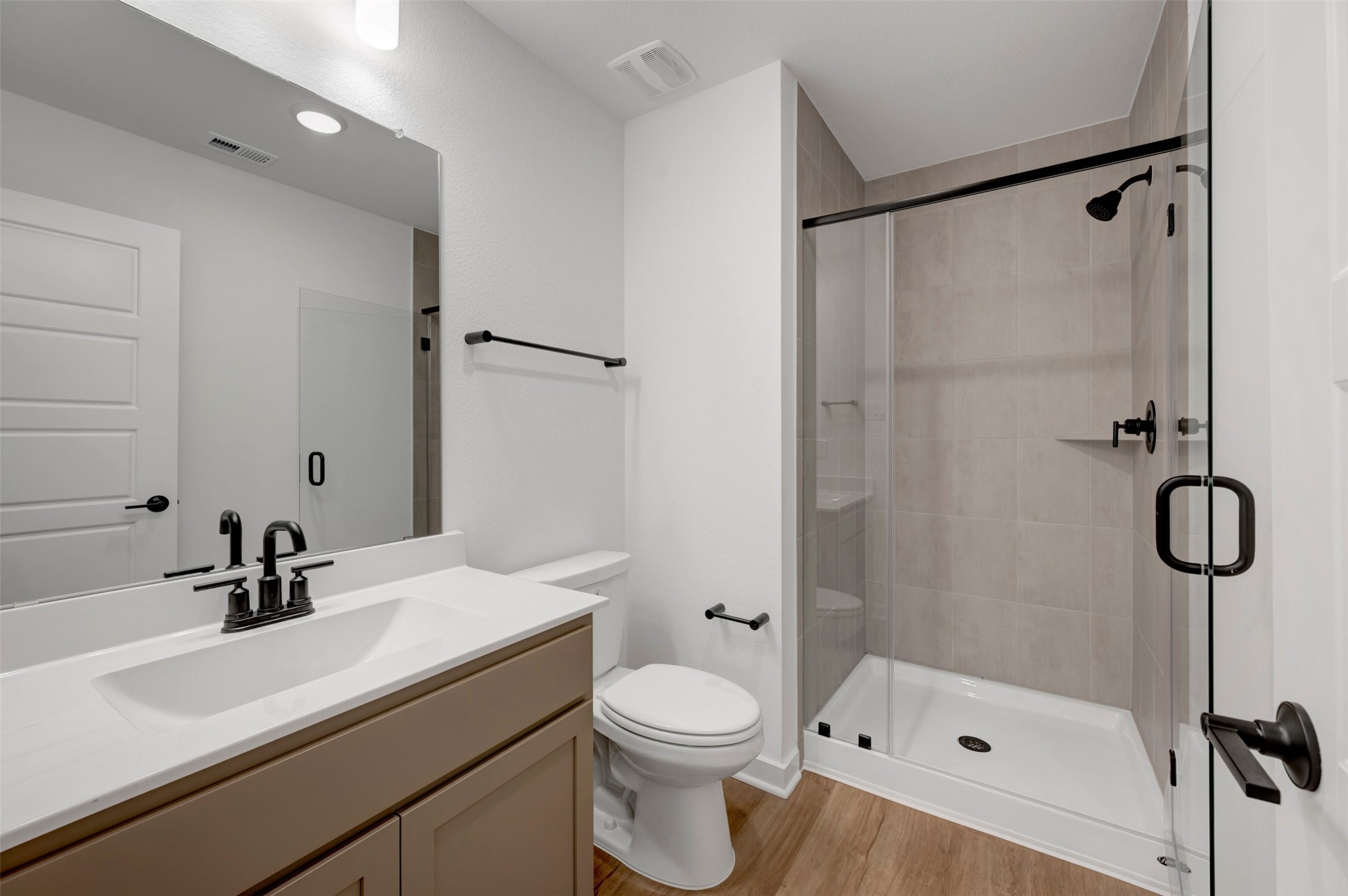 5811 Blazing Light Lane Property Photo 19