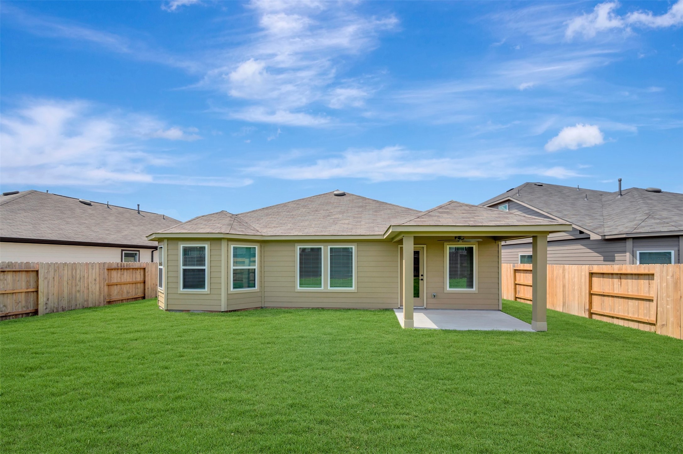 5811 Blazing Light Lane Property Photo 26