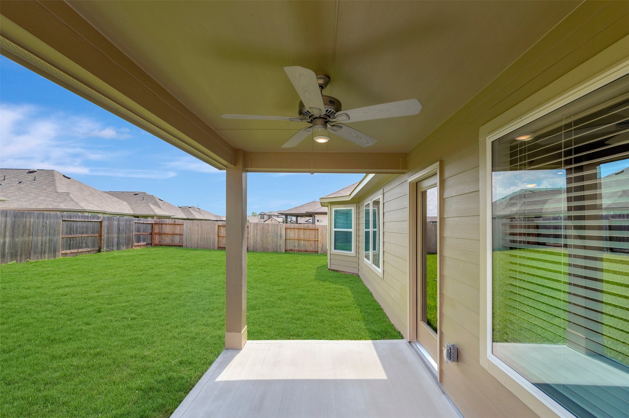 5811 Blazing Light Lane Property Photo 27