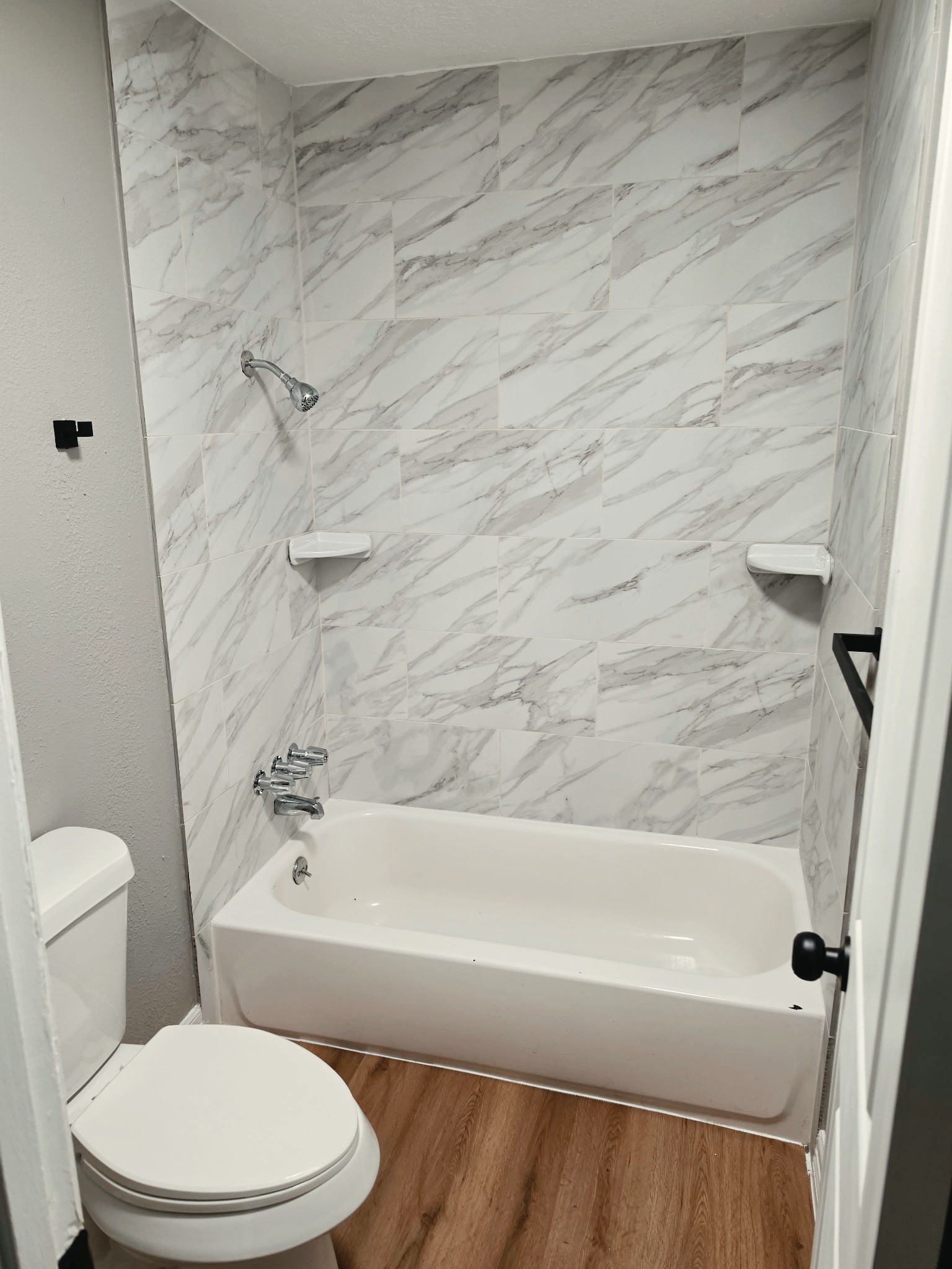 6215 Bankside Drive Property Photo 11