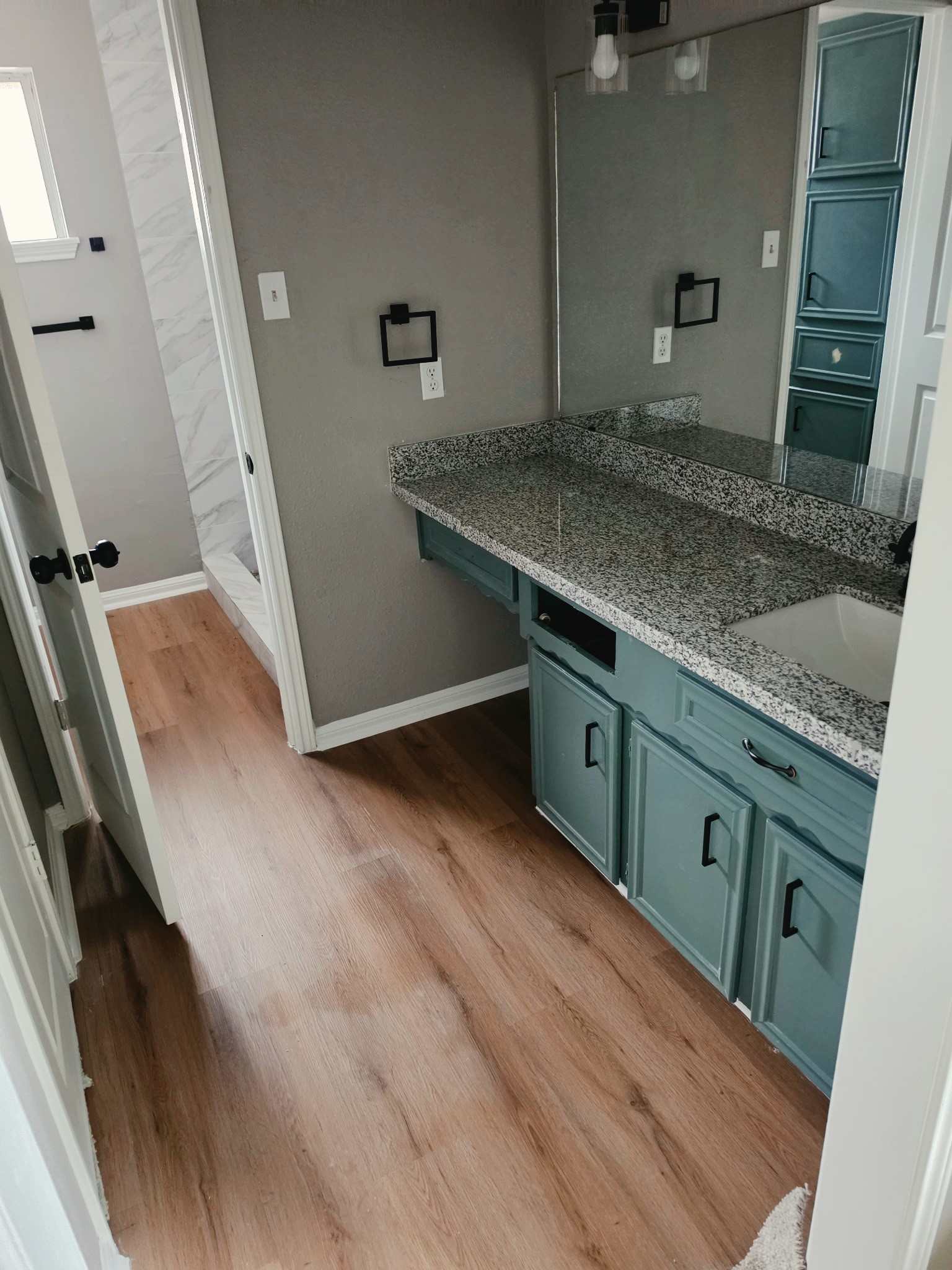 6215 Bankside Drive Property Photo 14