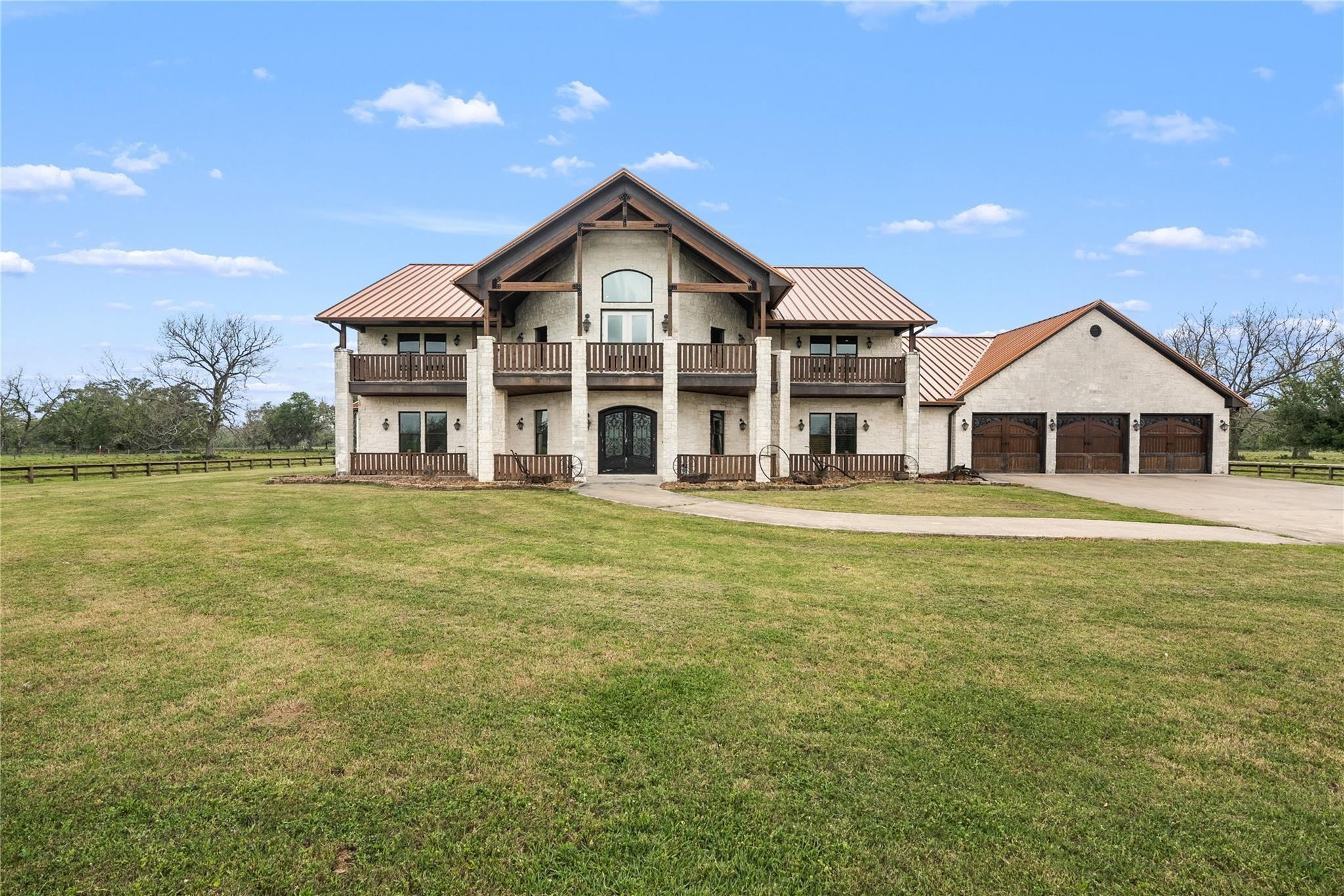 9474 E Fm 524 E Property Photo 3