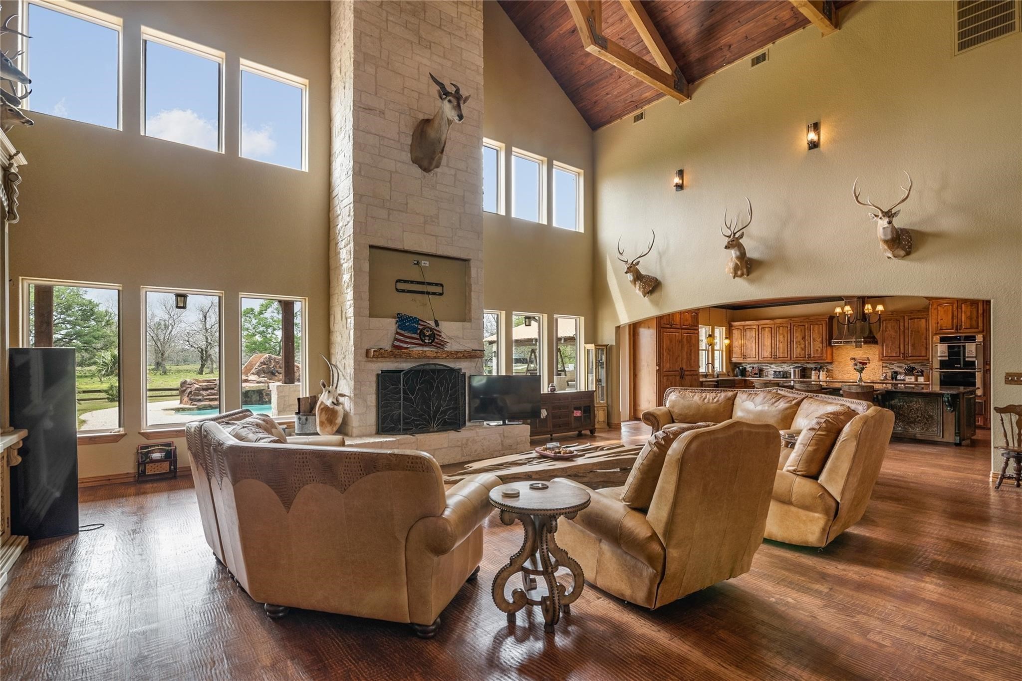 9474 E Fm 524 E Property Photo 7