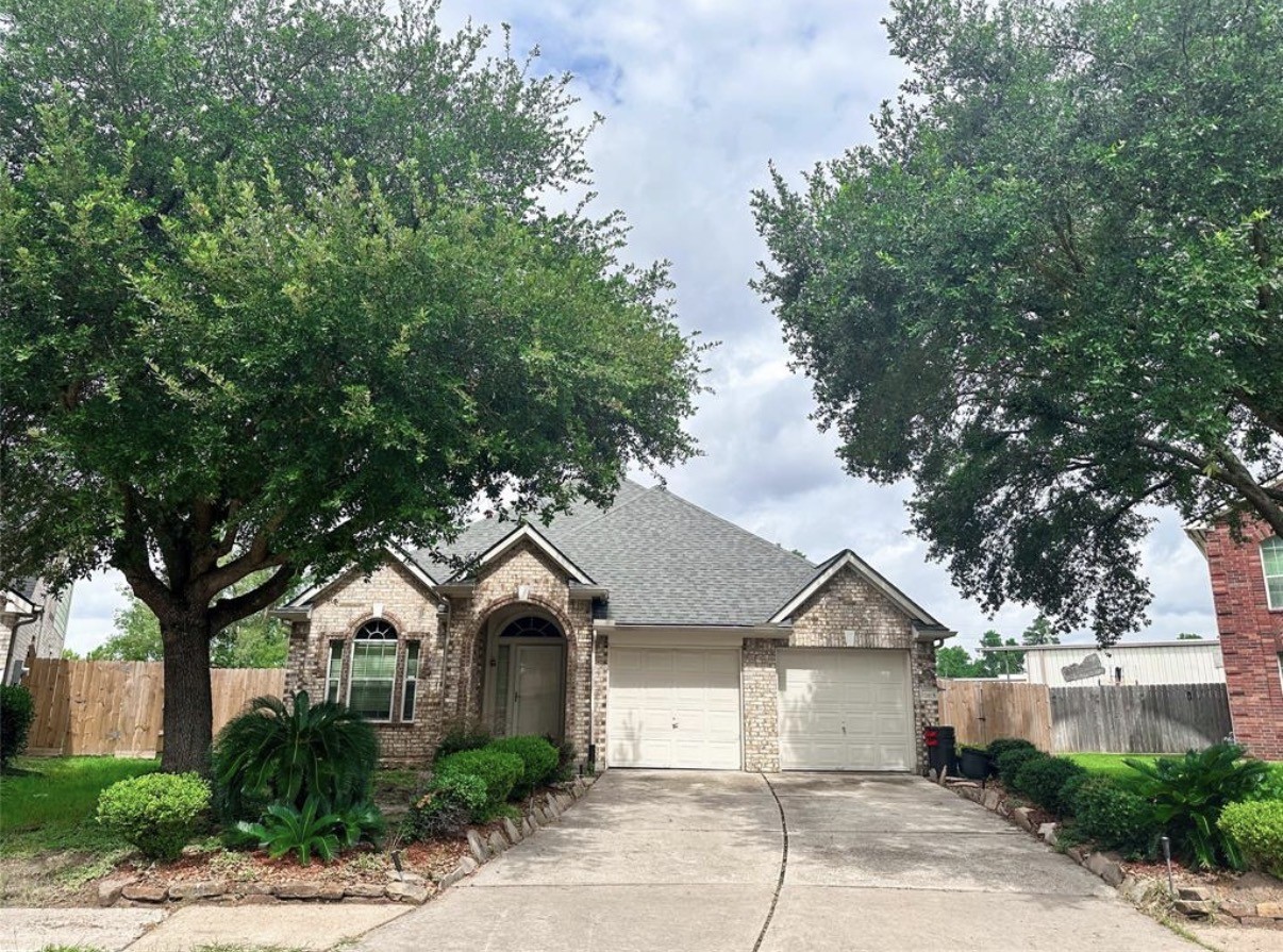 11815 Champions Grove Lane Lane Property Photo 1