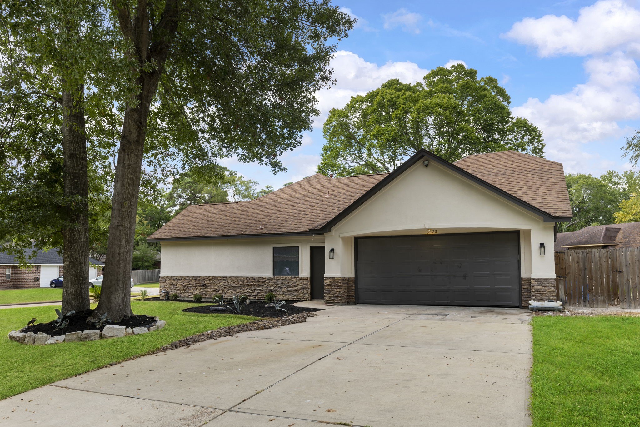 3239 Chippers Crossing Property Photo 4