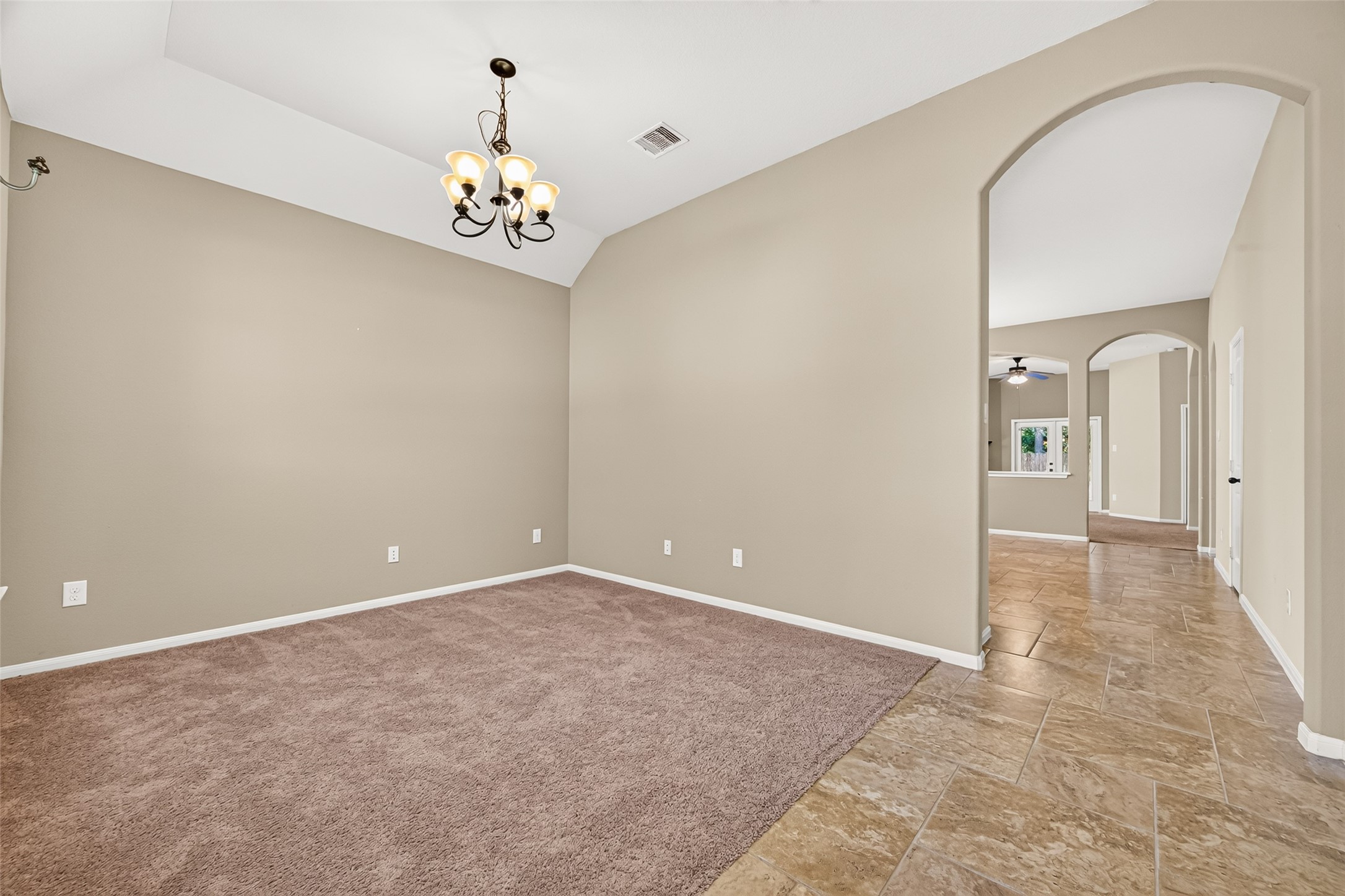 7471 Durango Creek Drive Property Photo 6