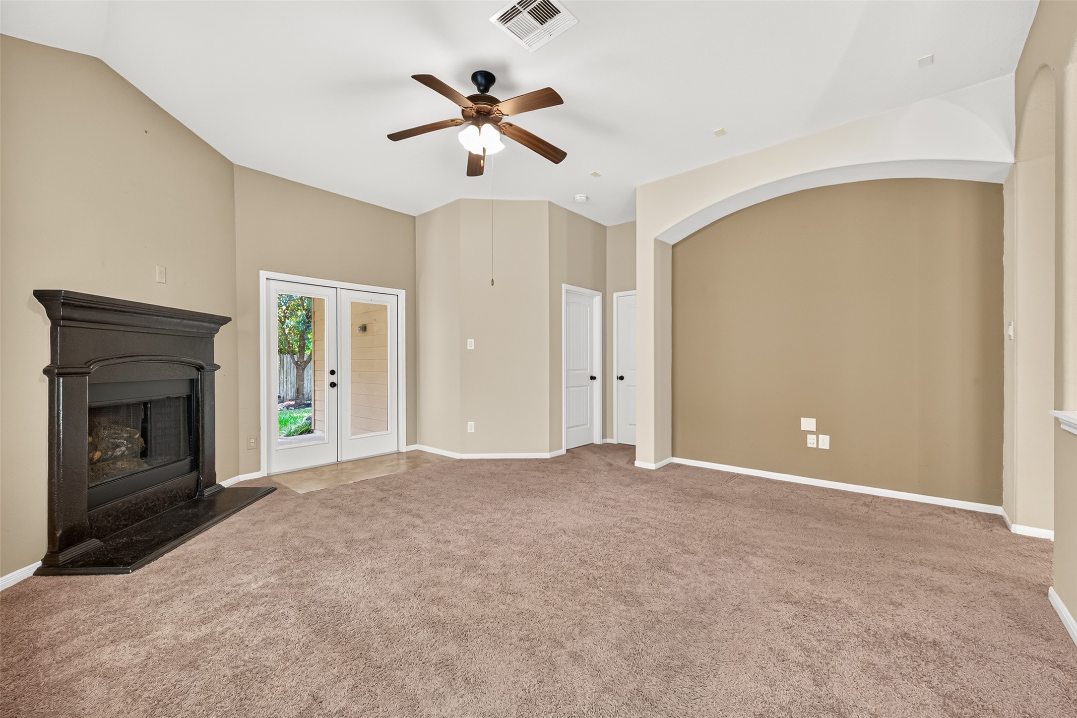 7471 Durango Creek Drive Property Photo 9