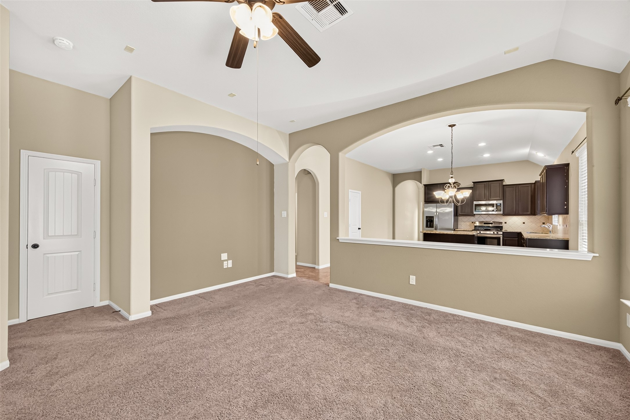 7471 Durango Creek Drive Property Photo 10