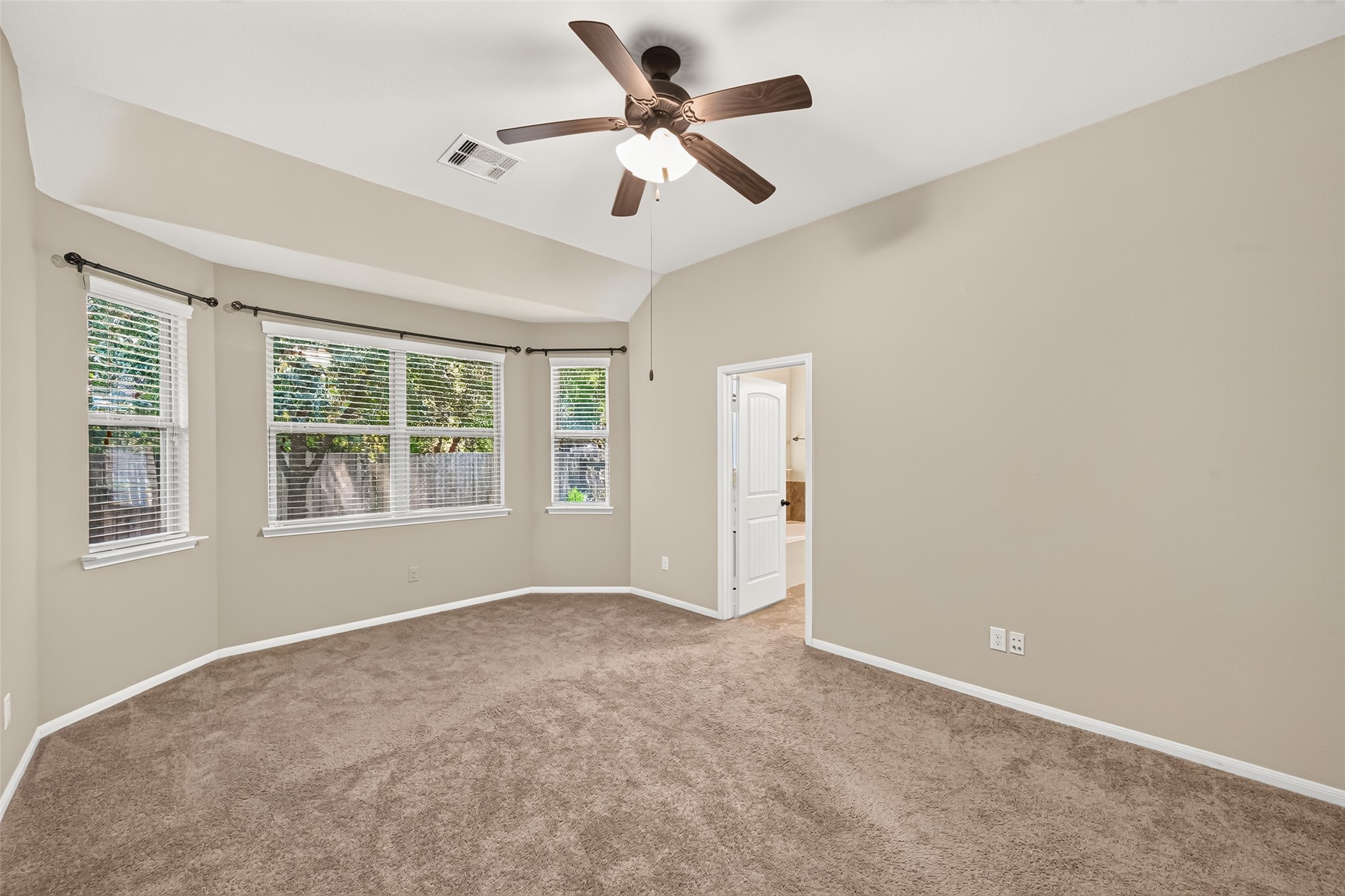 7471 Durango Creek Drive Property Photo 17