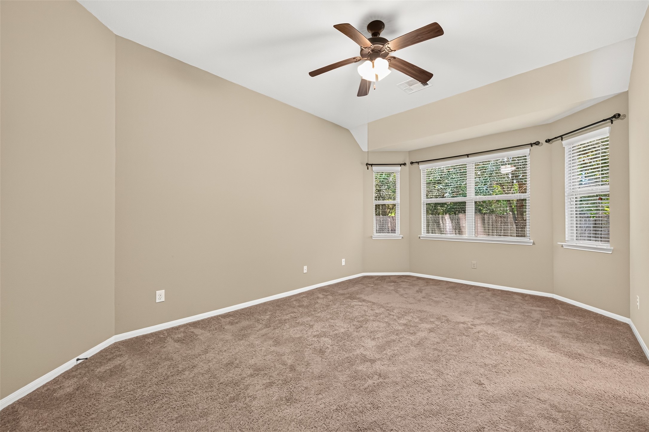 7471 Durango Creek Drive Property Photo 18