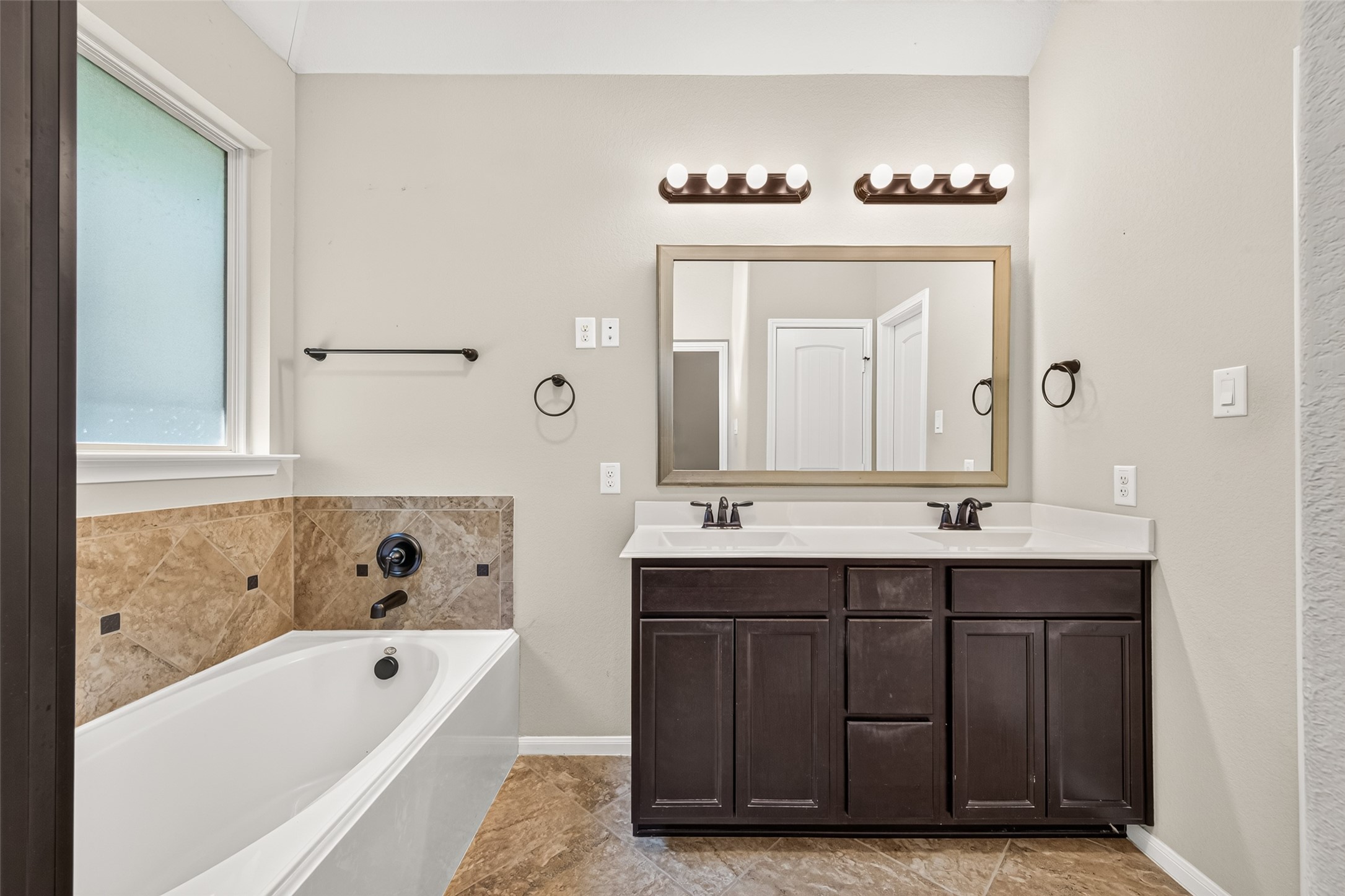7471 Durango Creek Drive Property Photo 21