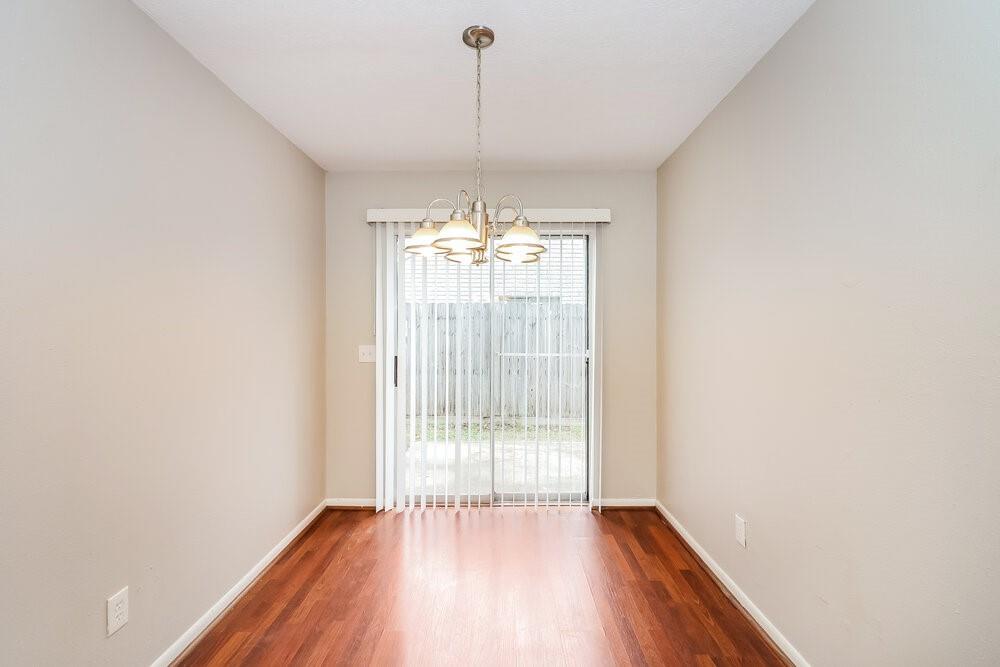 5322 Windsong Trail Property Photo 7