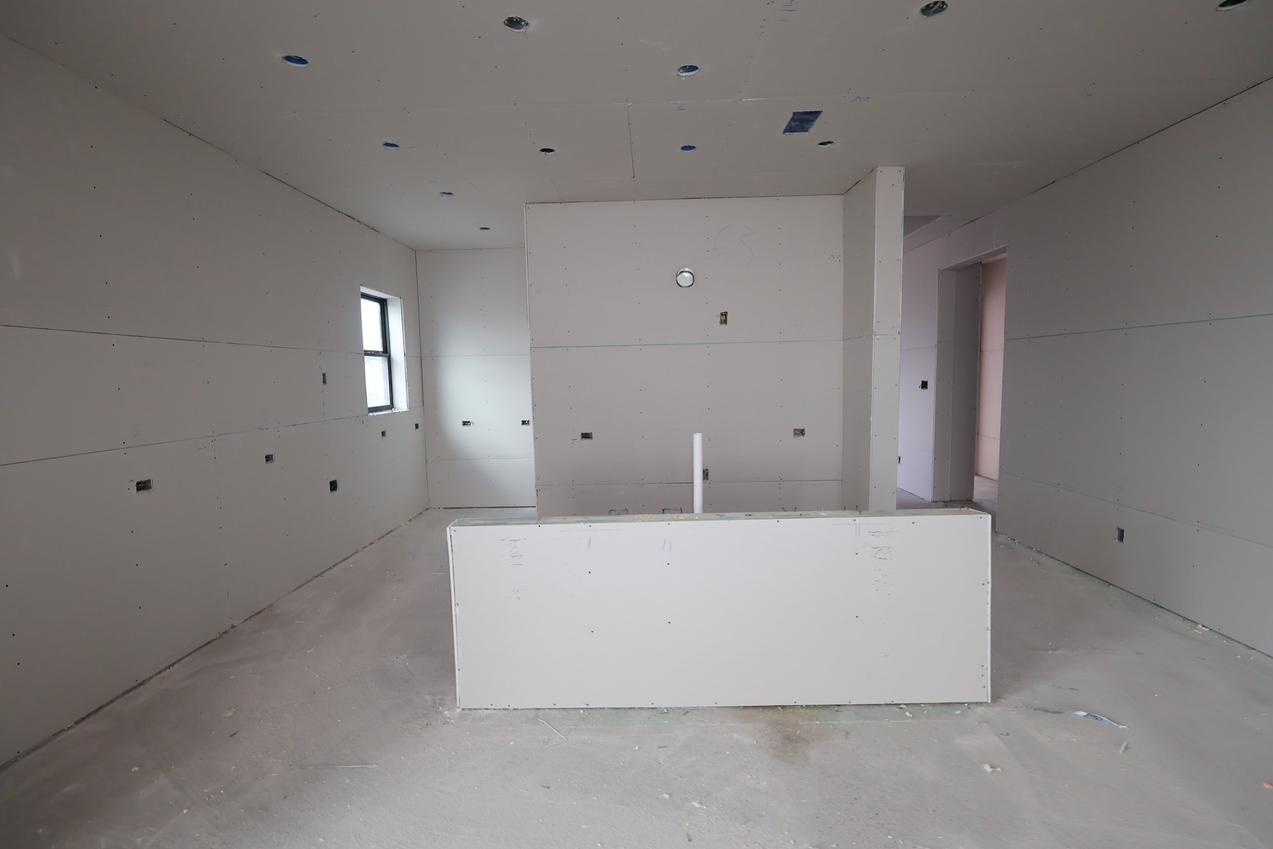 7711 Blue Heron Drive Property Photo 8