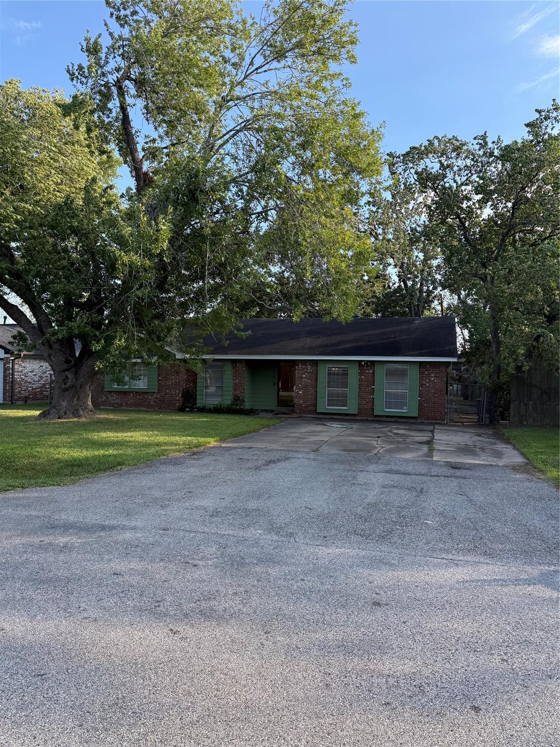 2107 Shasta Street Property Photo 1