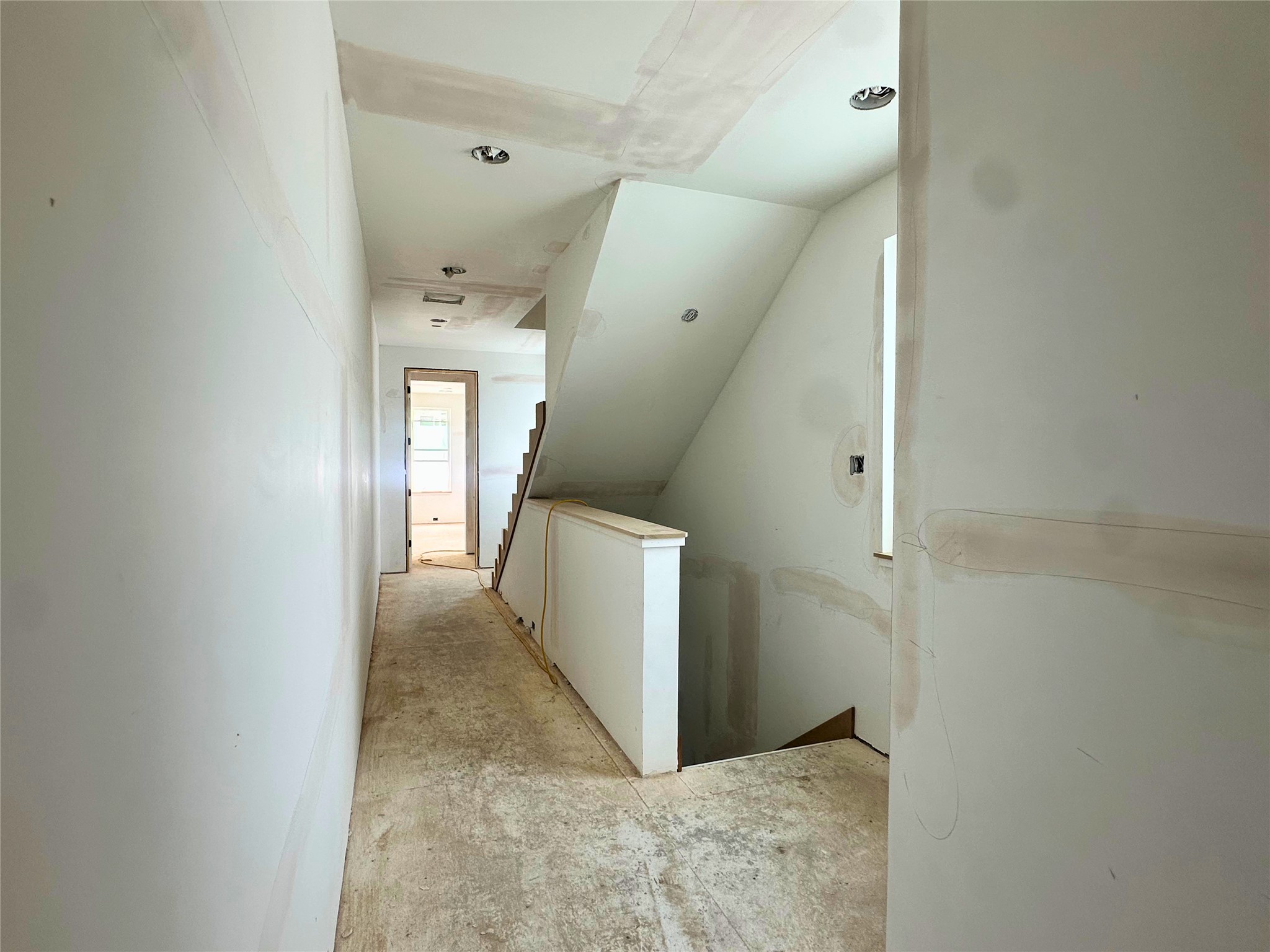 2129 Harold Street Property Photo 9