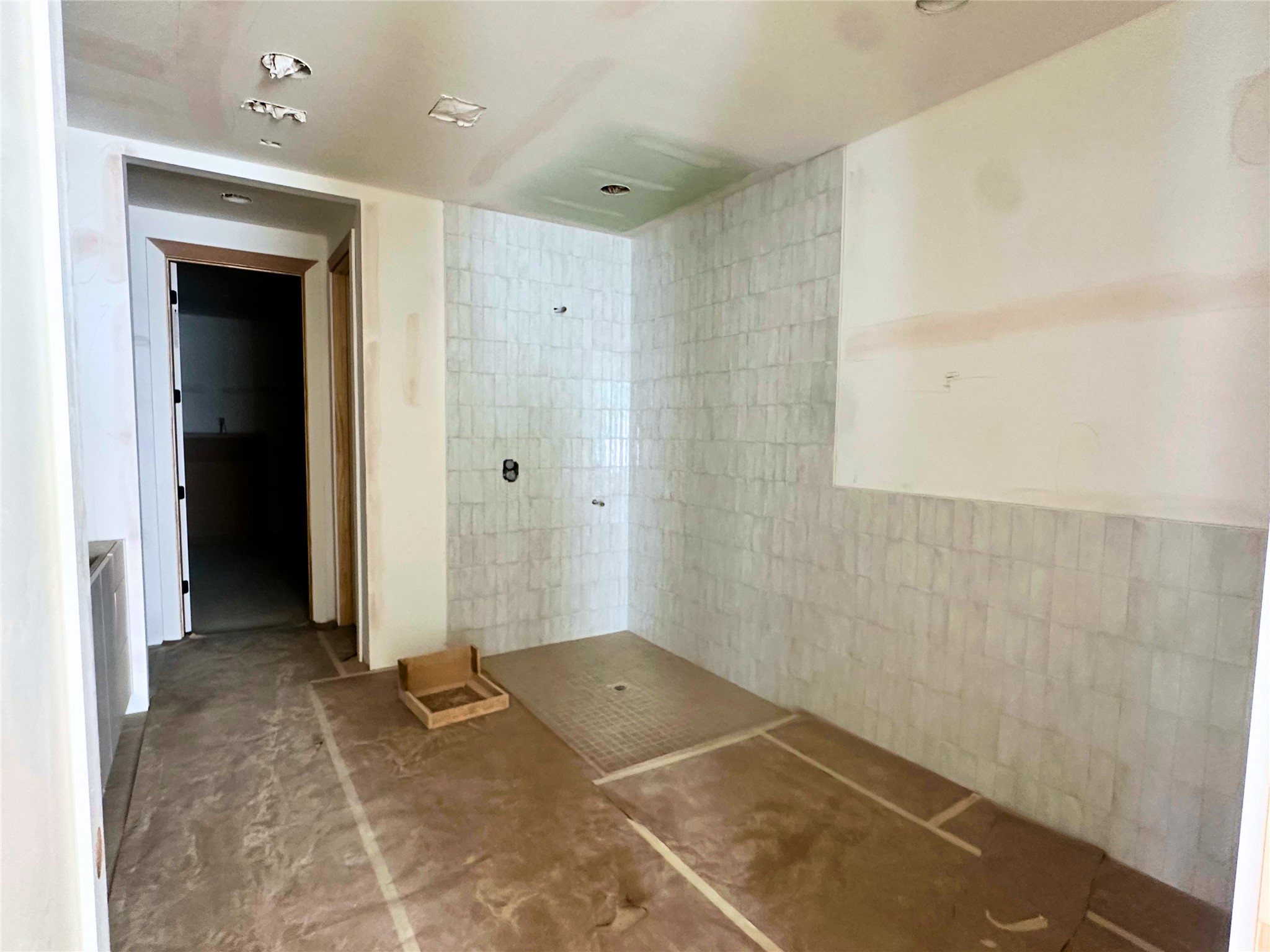 2129 Harold Street Property Photo 13