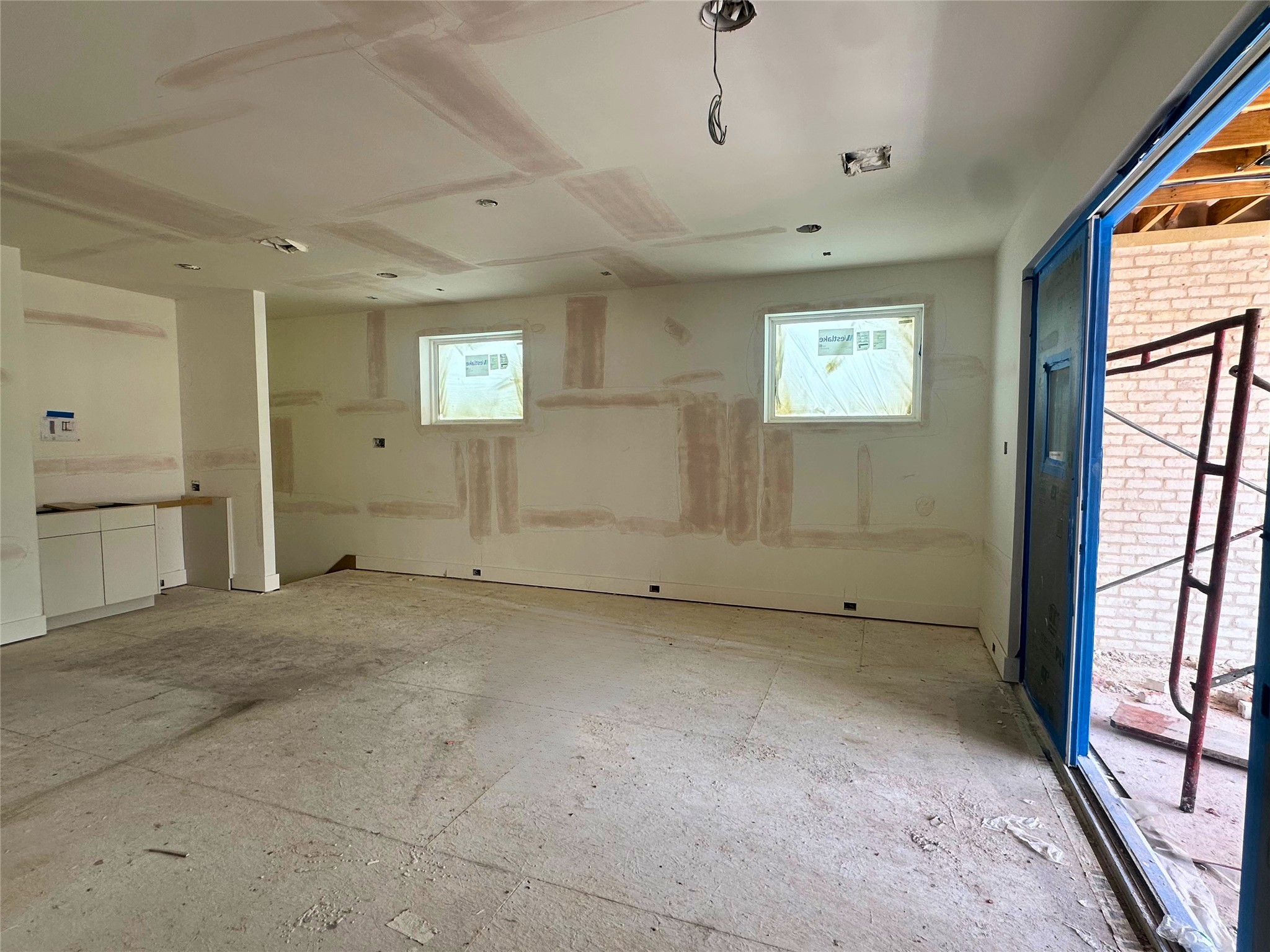 2129 Harold Street Property Photo 15