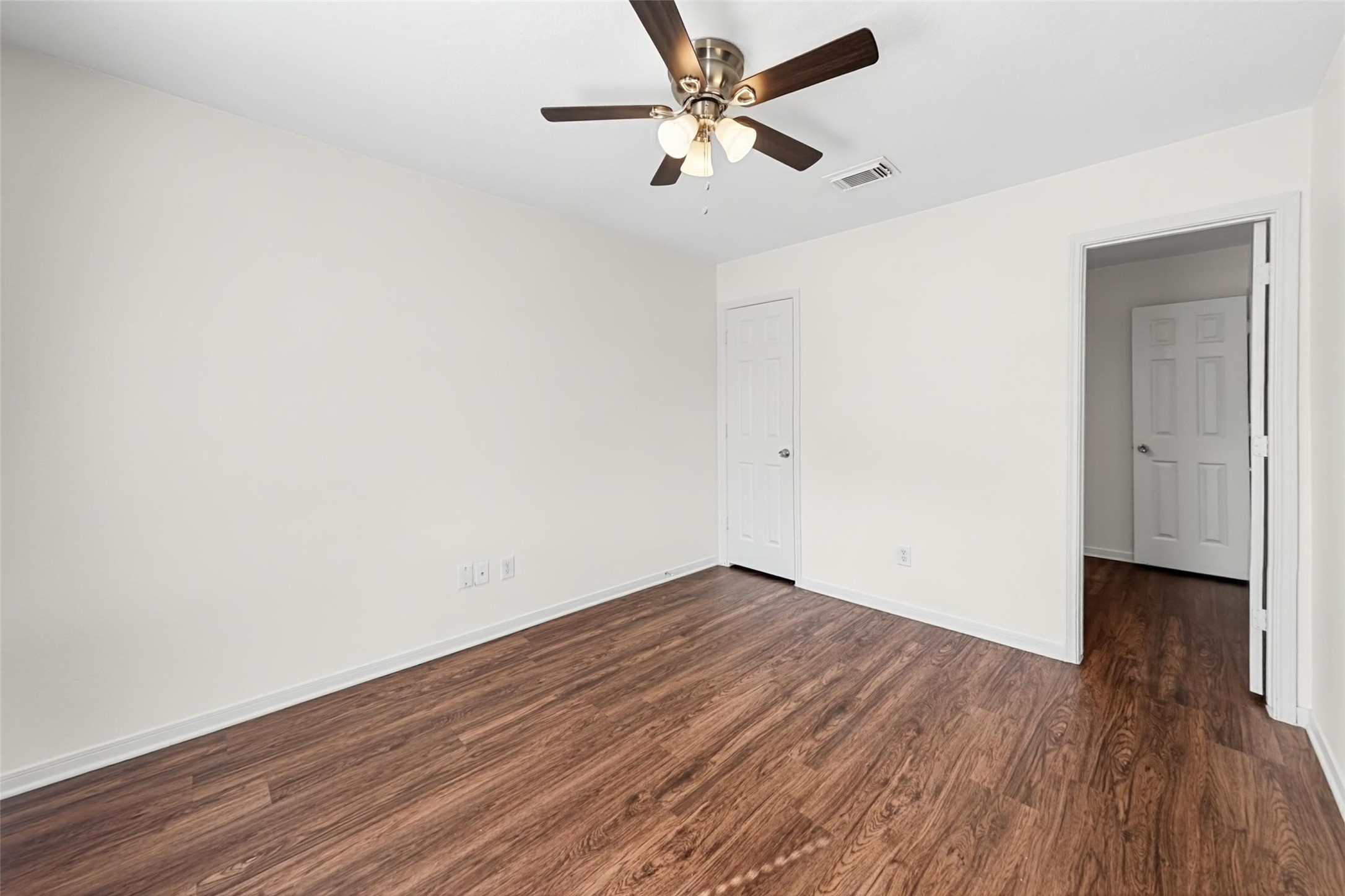 24319 Ayscough Lane Property Photo 8