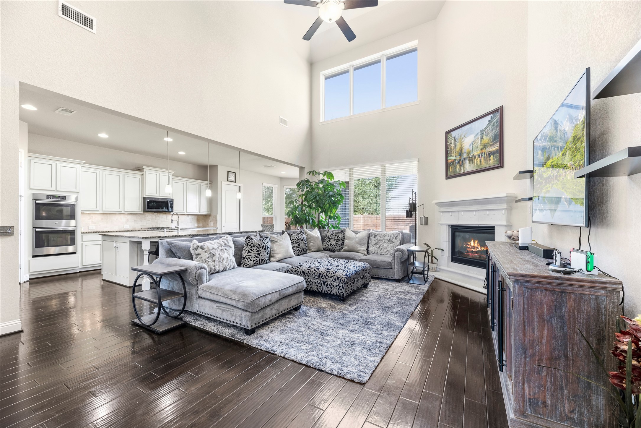 5806 Eden Crest Court Property Photo 2