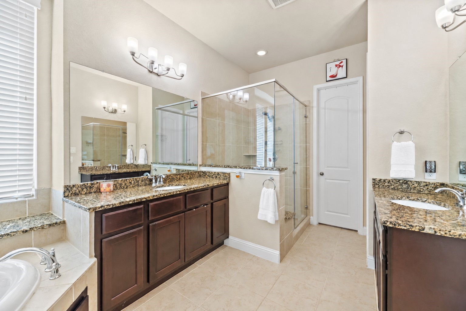 5806 Eden Crest Court Property Photo 17