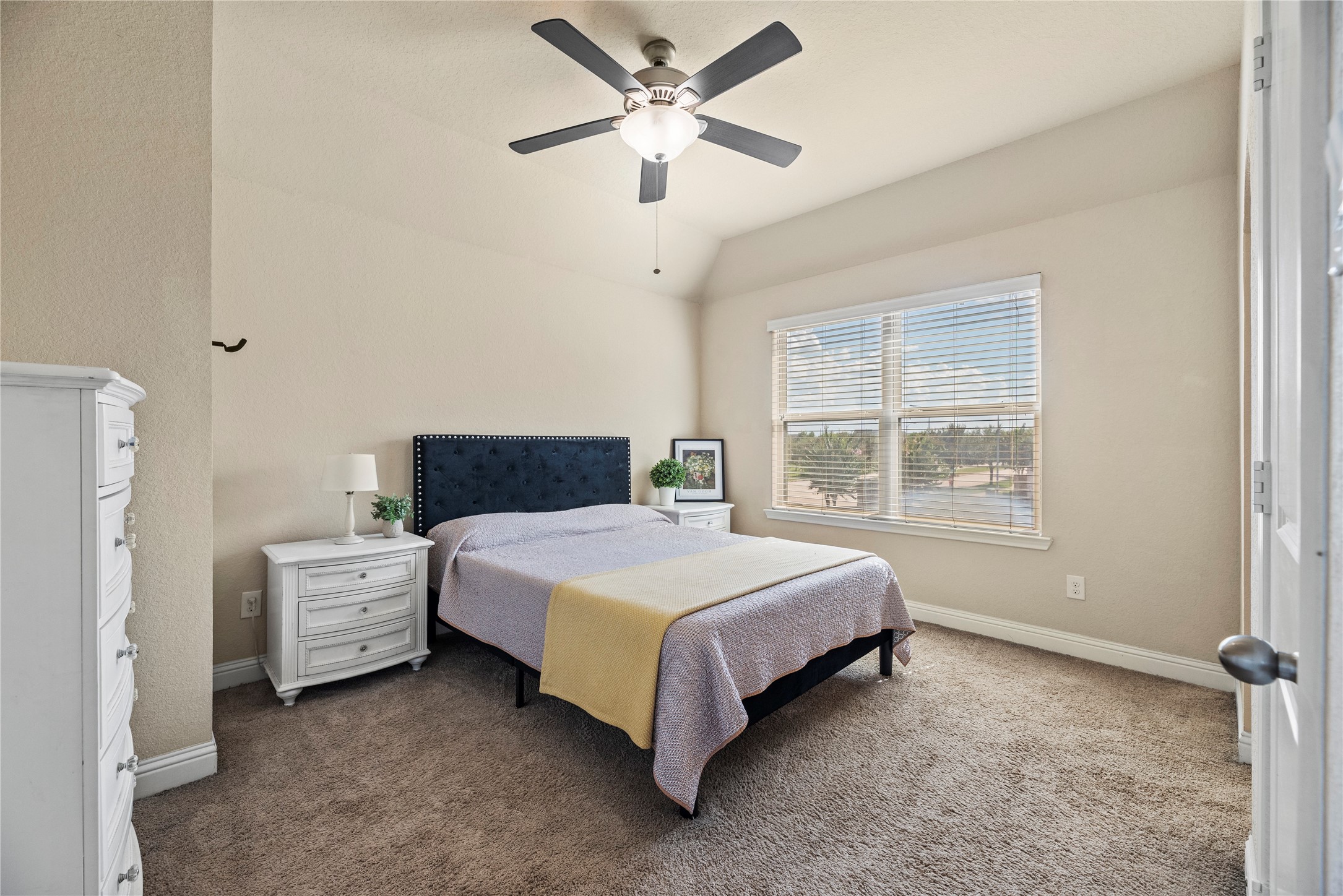 5806 Eden Crest Court Property Photo 24