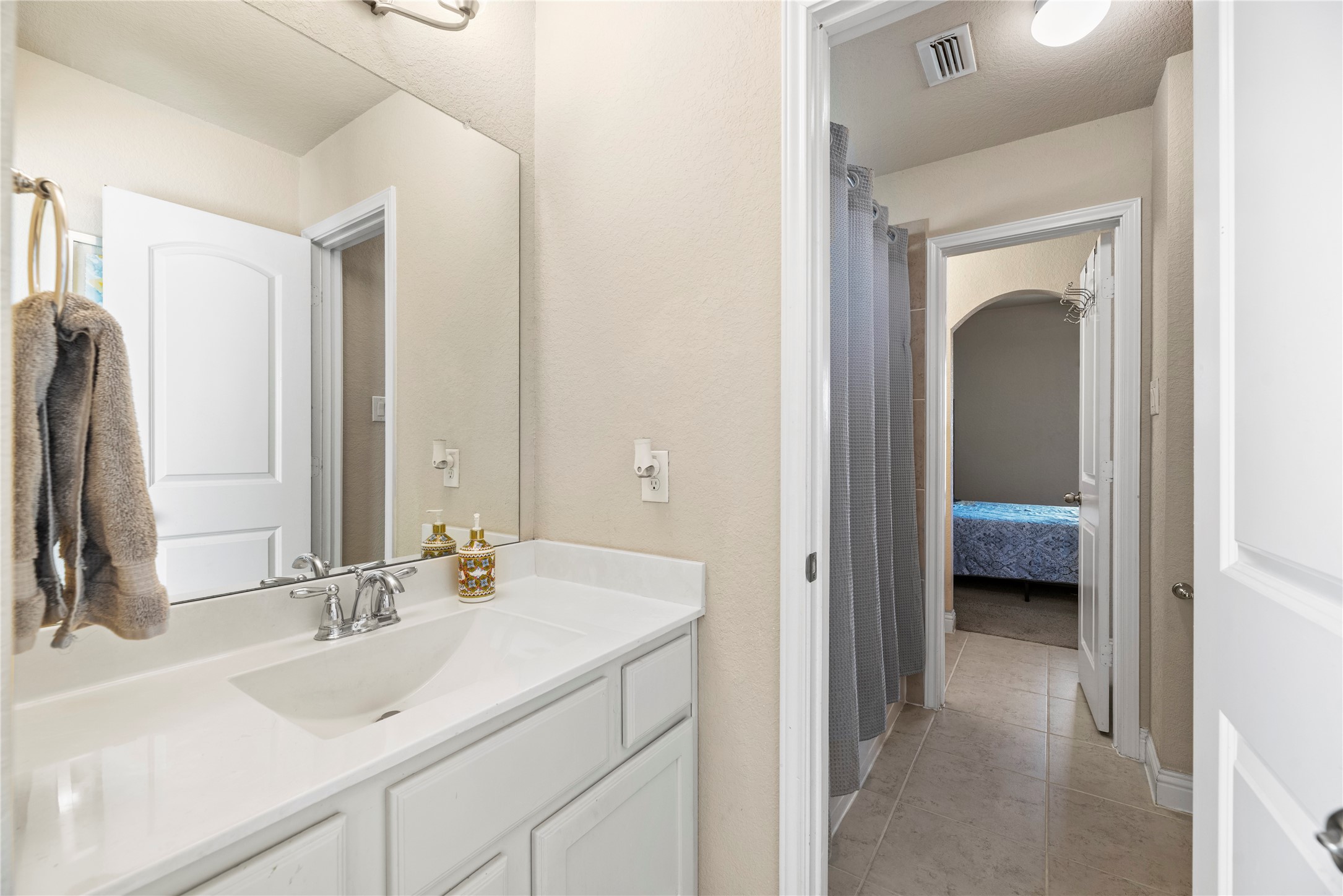 5806 Eden Crest Court Property Photo 25