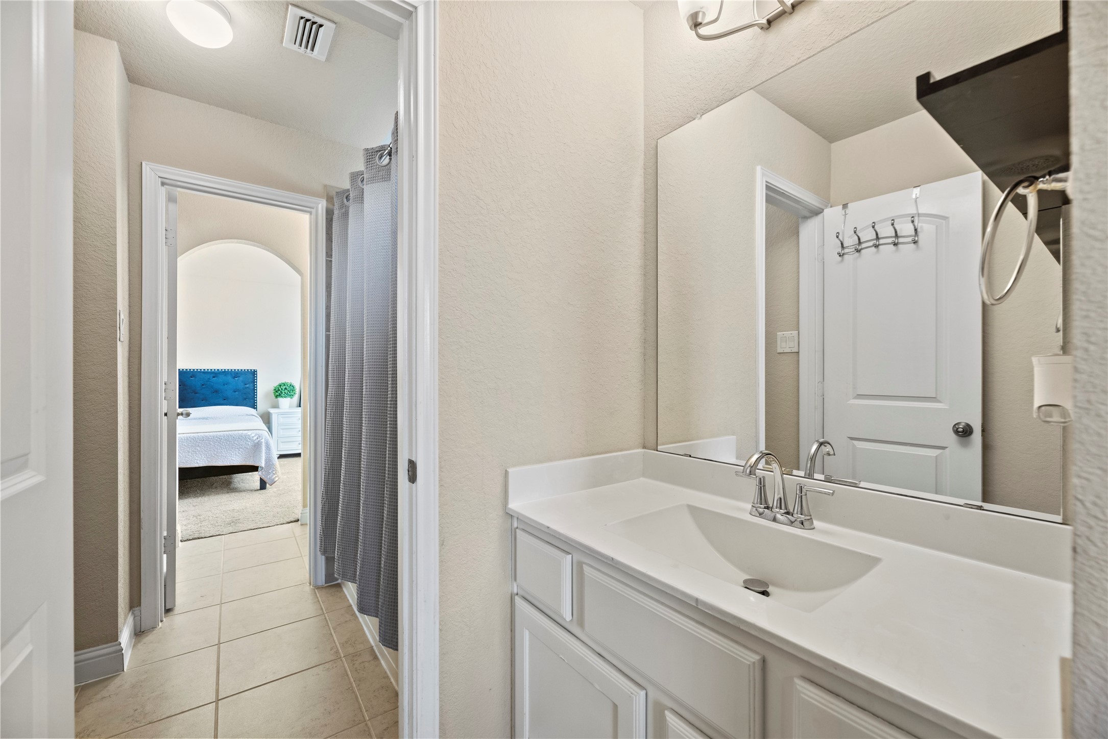 5806 Eden Crest Court Property Photo 26