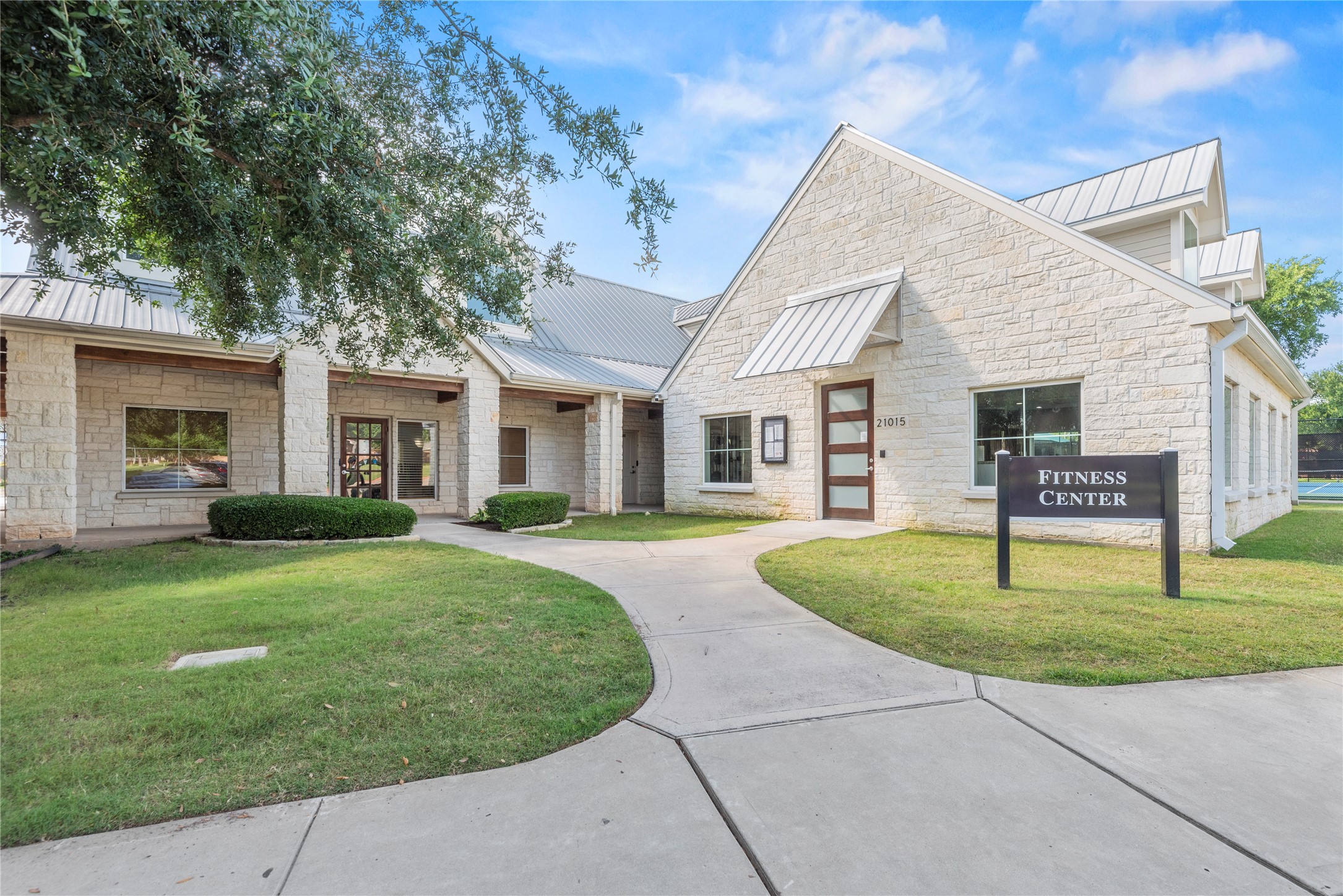 5806 Eden Crest Court Property Photo 39