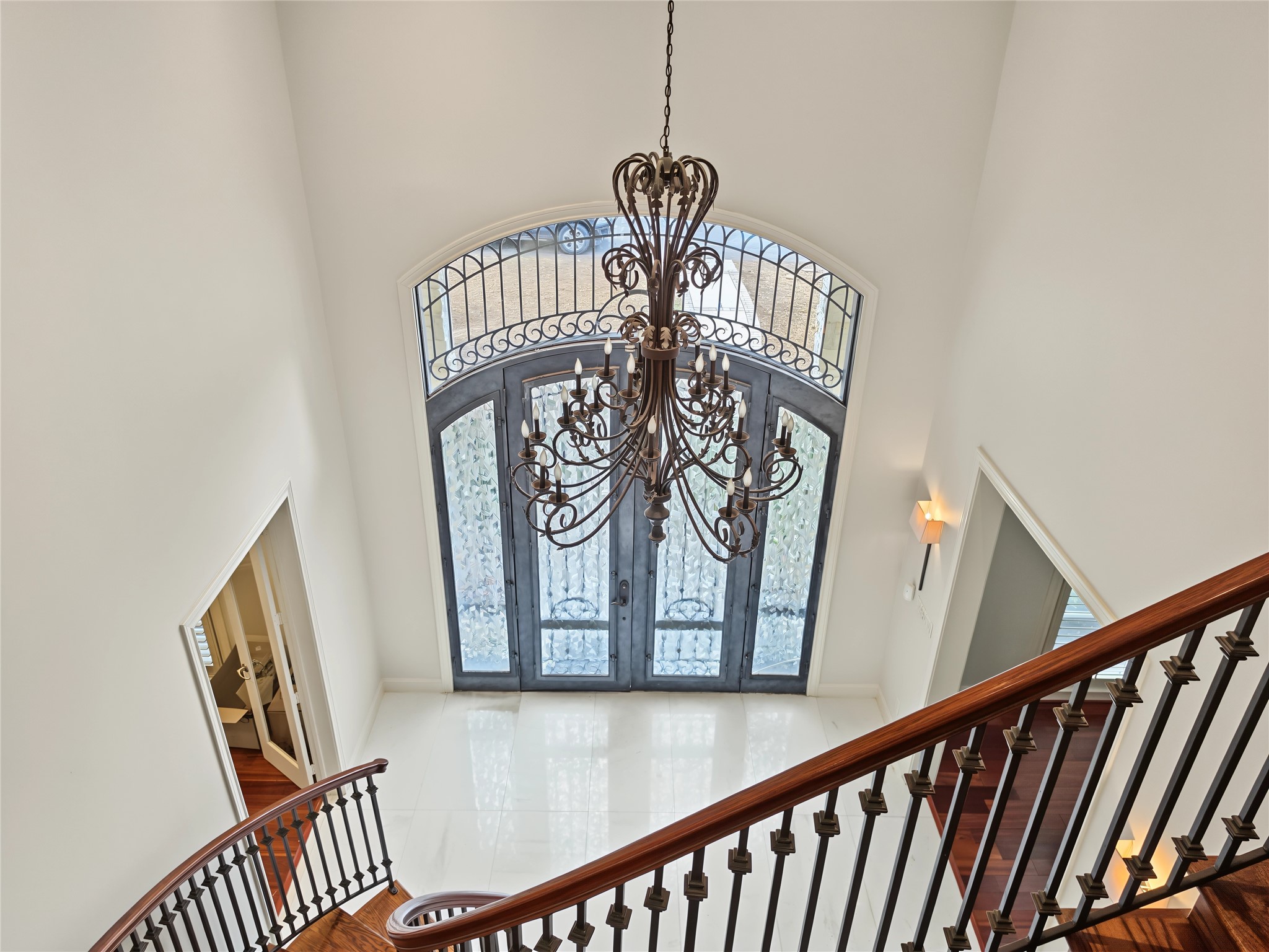 12018 Surrey Lane Property Photo 27