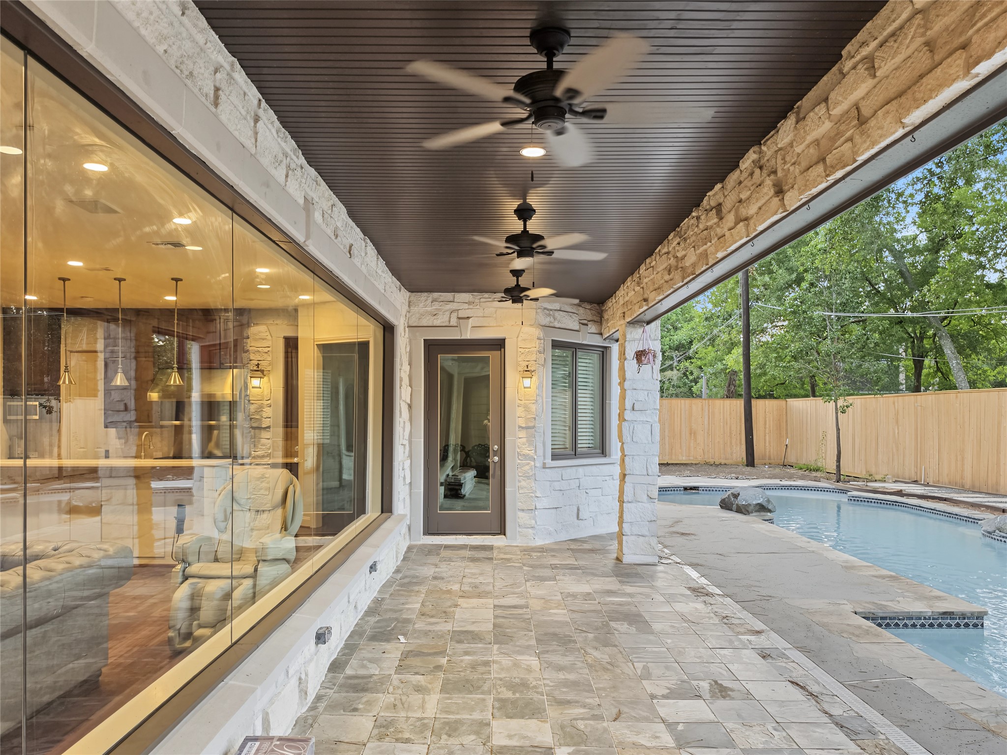12018 Surrey Lane Property Photo 48