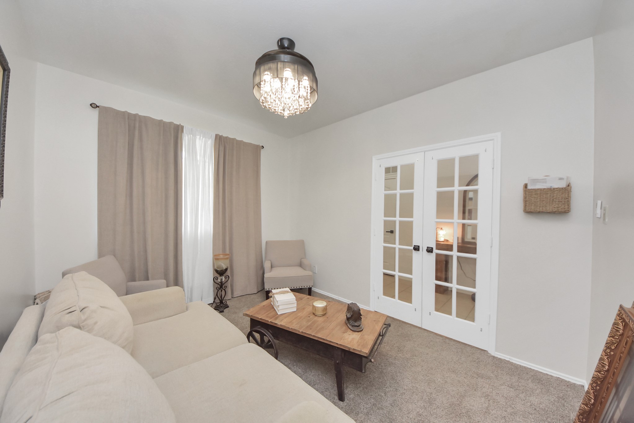 24915 Oconee Drive Property Photo 6