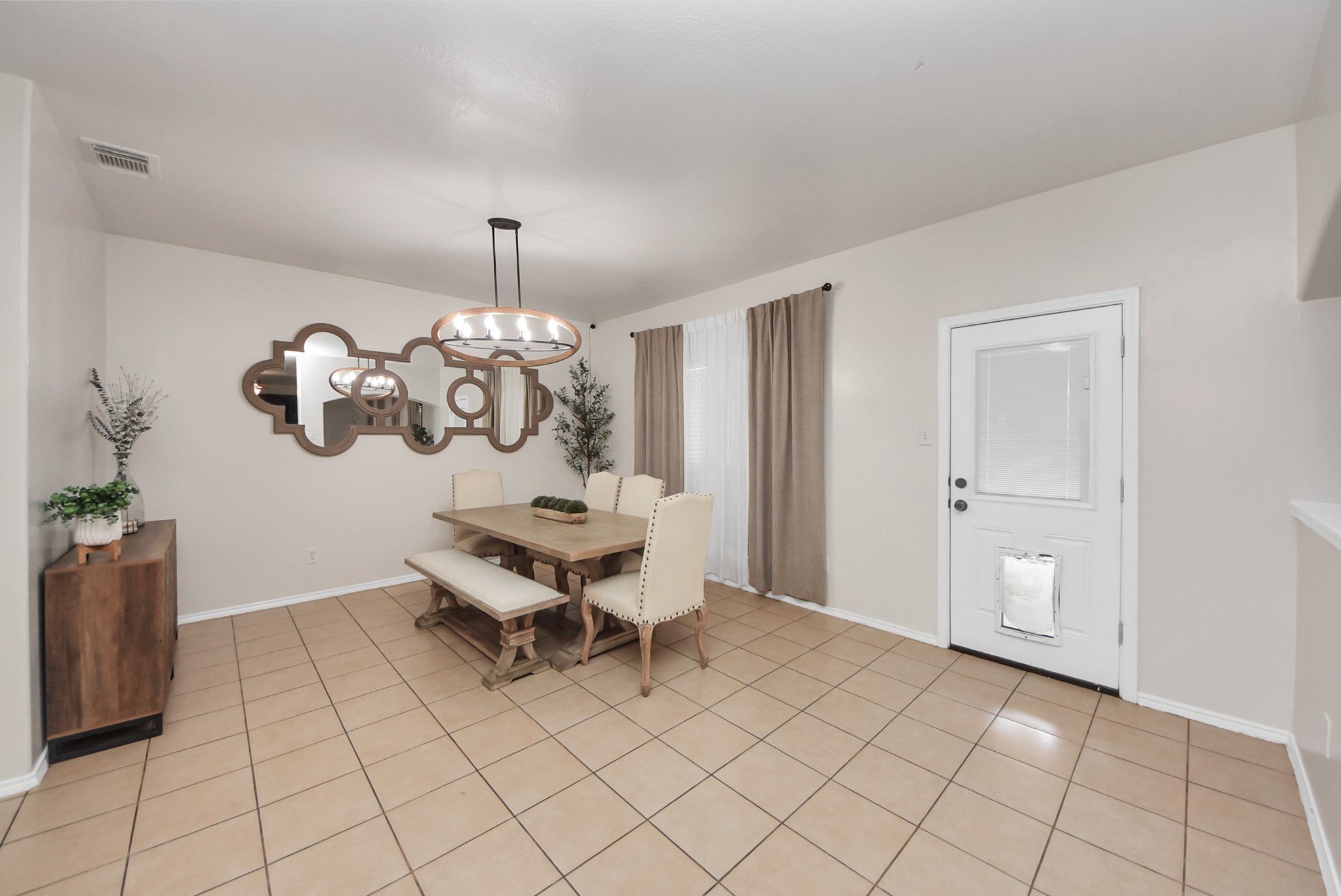 24915 Oconee Drive Property Photo 12