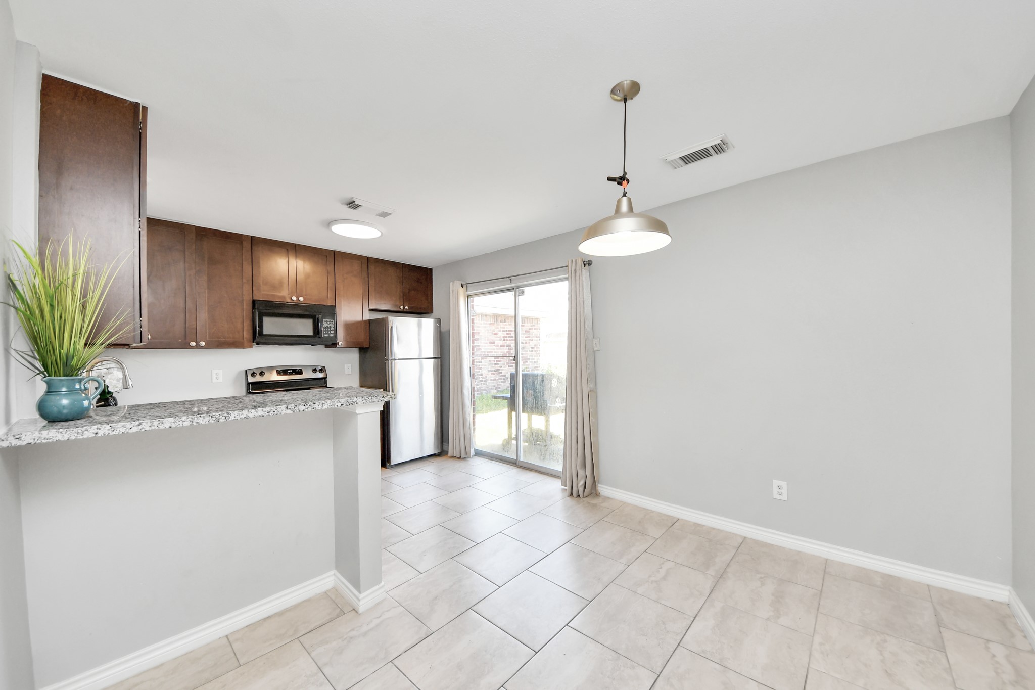 7734 Ellis Dr Drive Property Photo 16