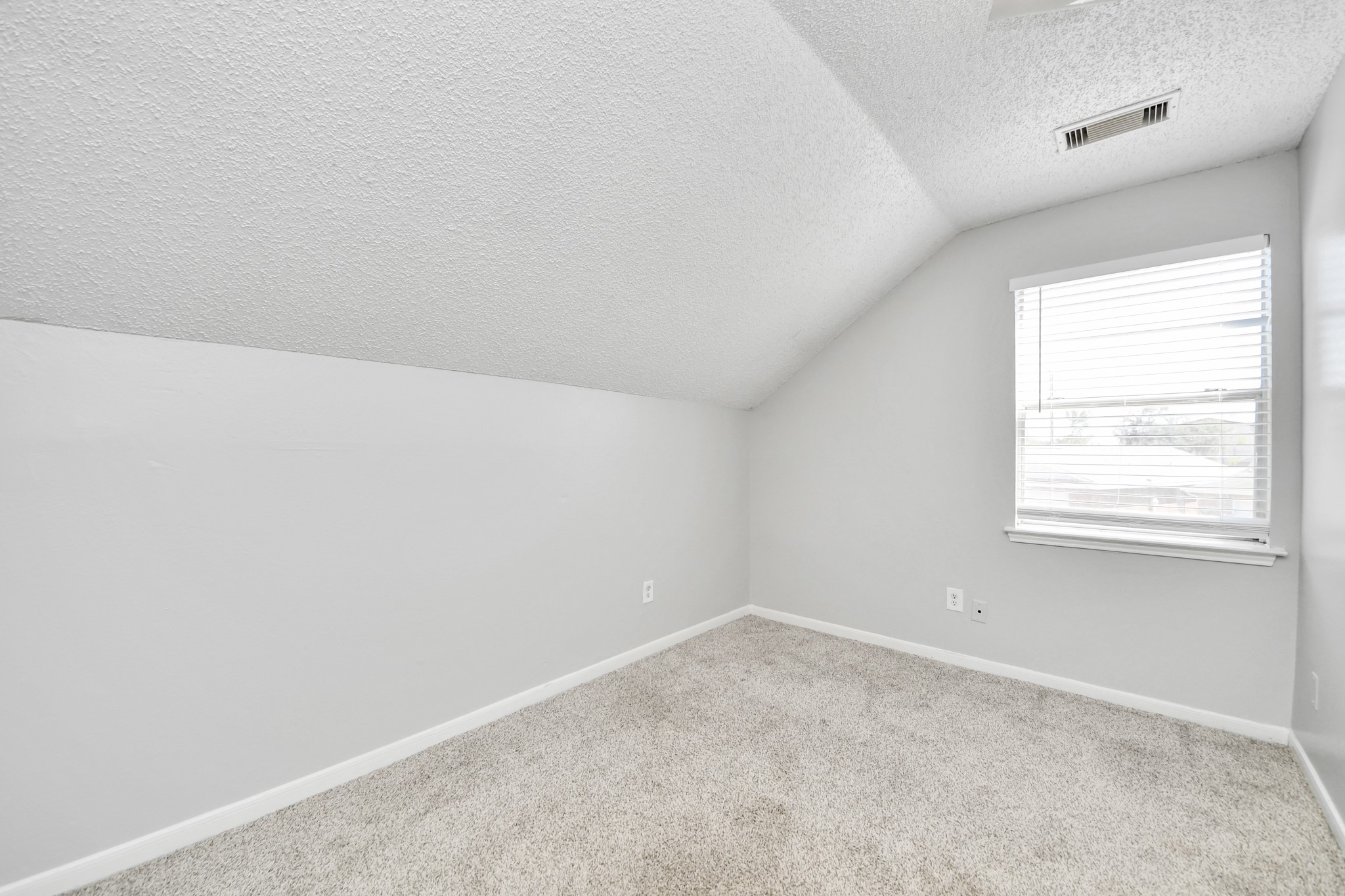 7734 Ellis Dr Drive Property Photo 22