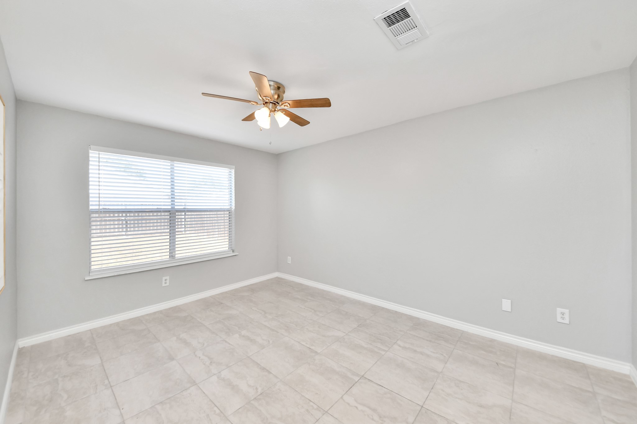 7734 Ellis Dr Drive Property Photo 28