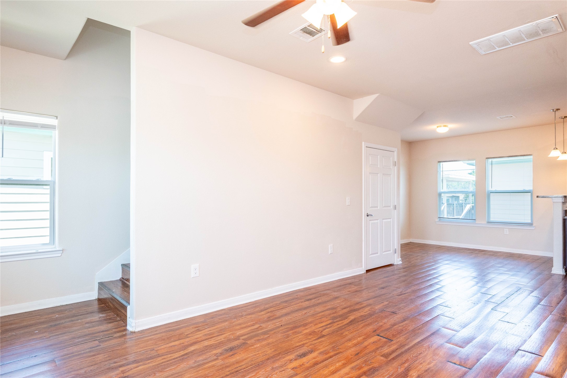 1728 69th Street Property Photo 8