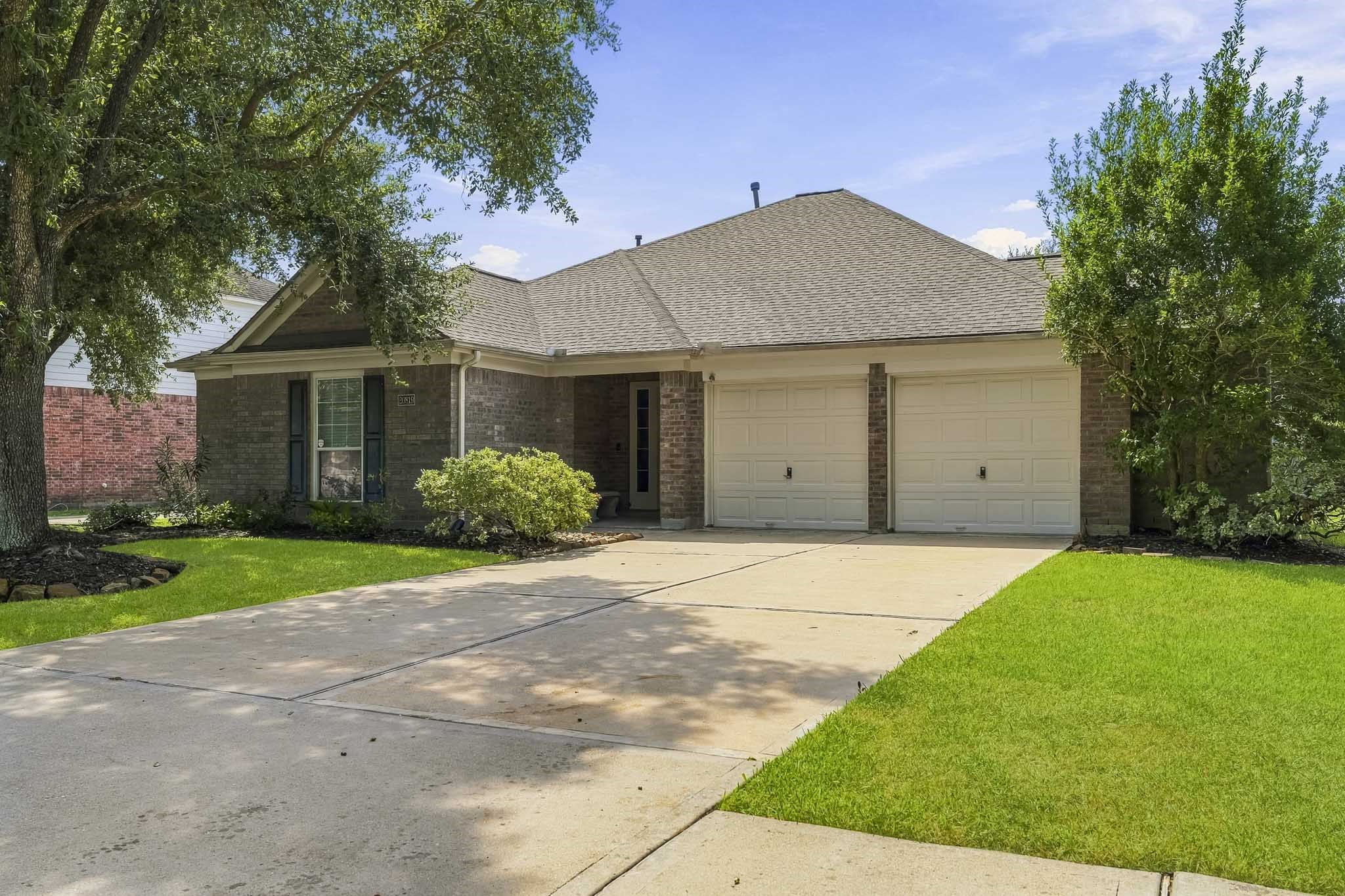 20819 Ochre Willow Trail Property Photo 3