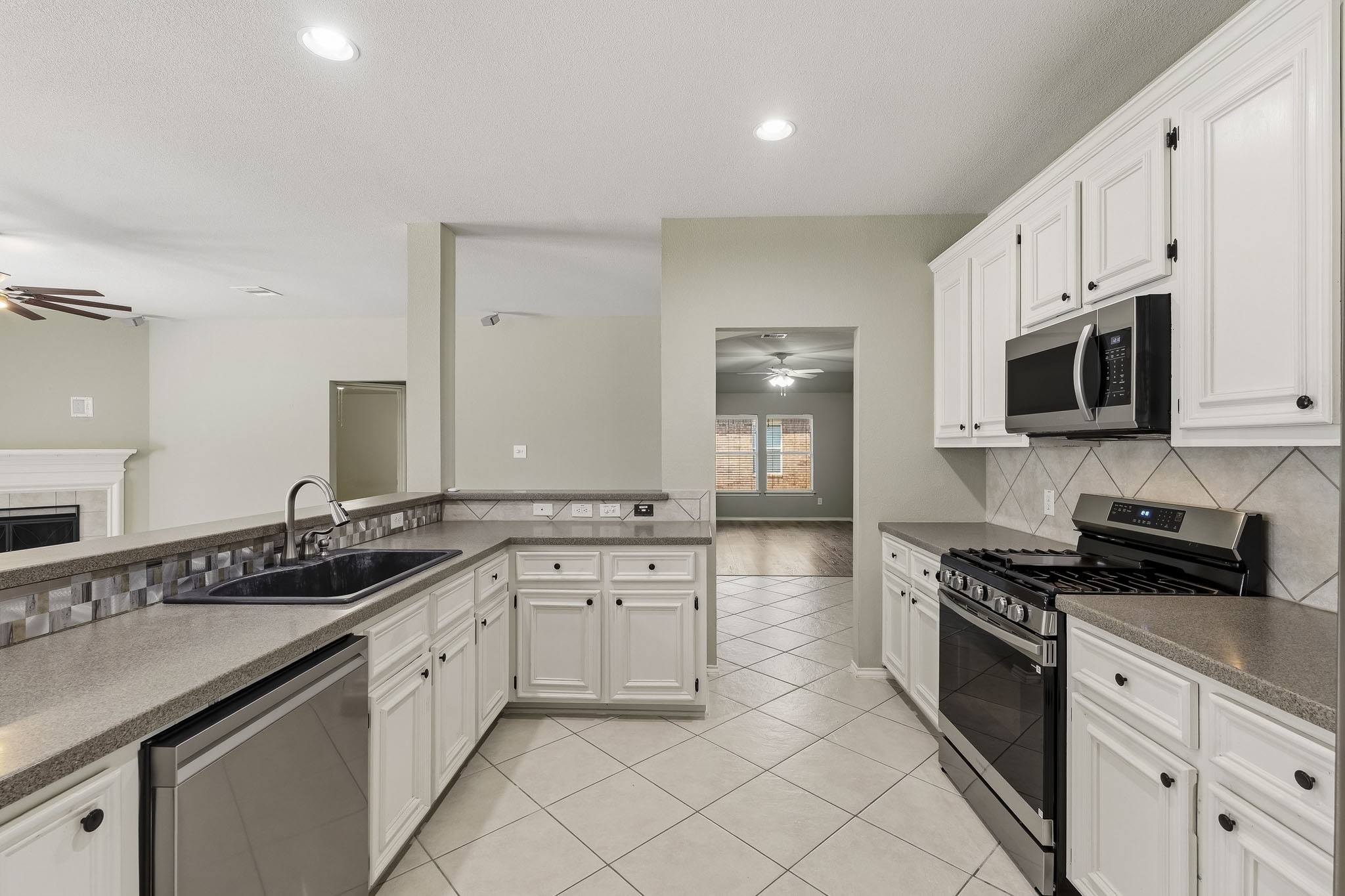 20819 Ochre Willow Trail Property Photo 10